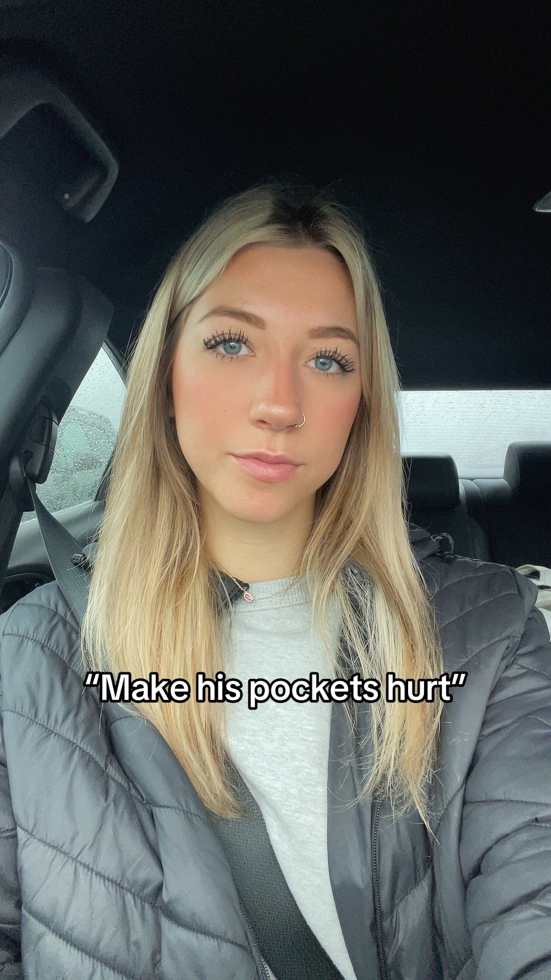 @Tori_Elizabeth