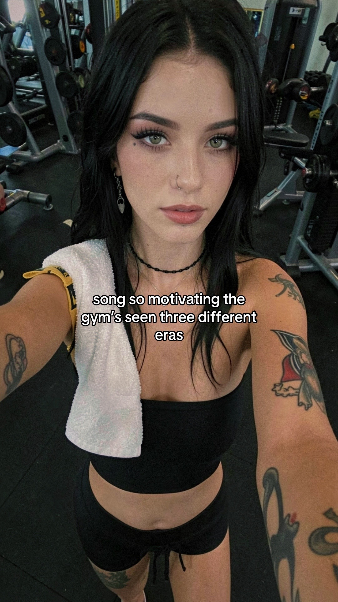 @🖤