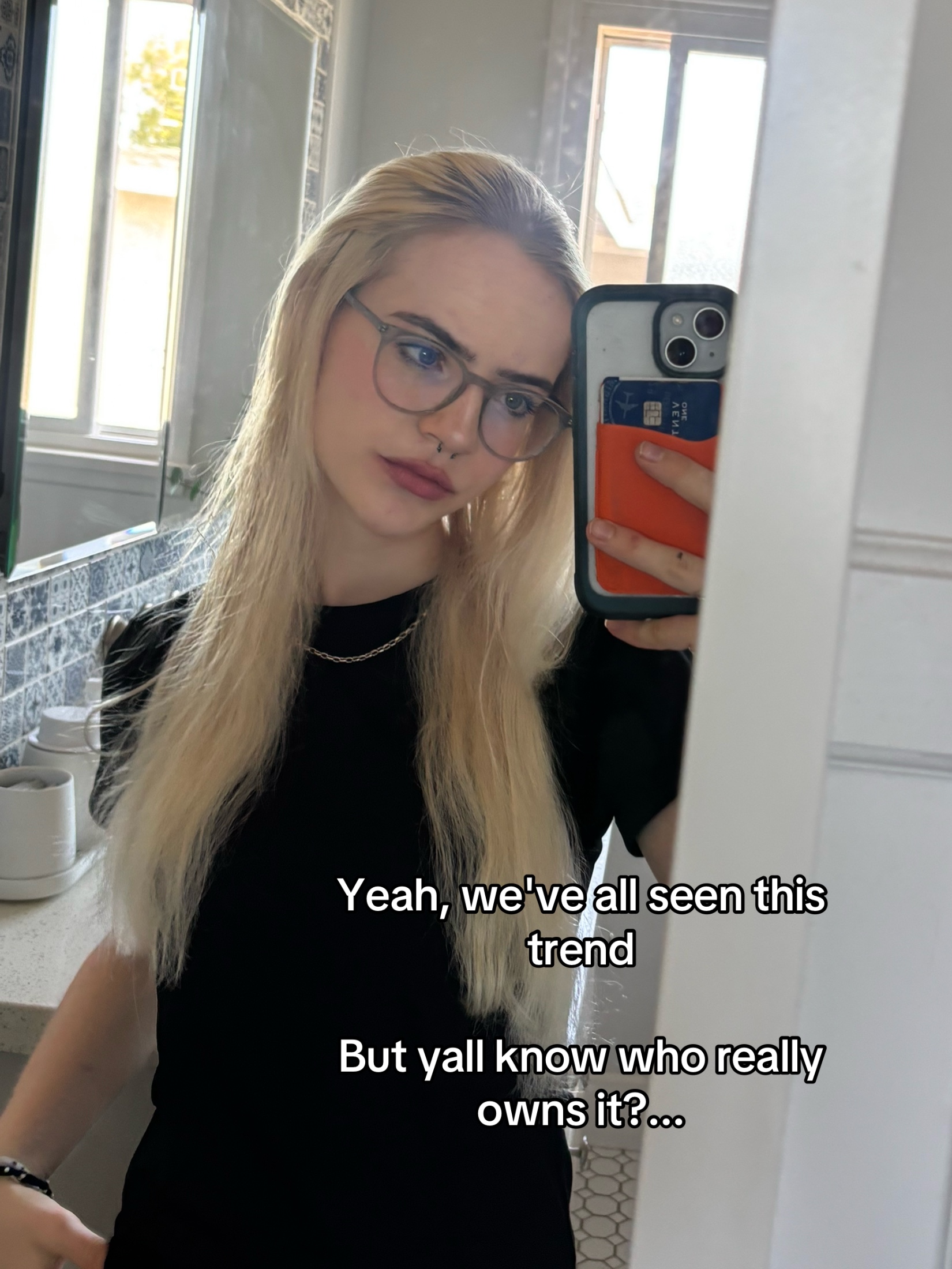 @✶ E(M) ✶