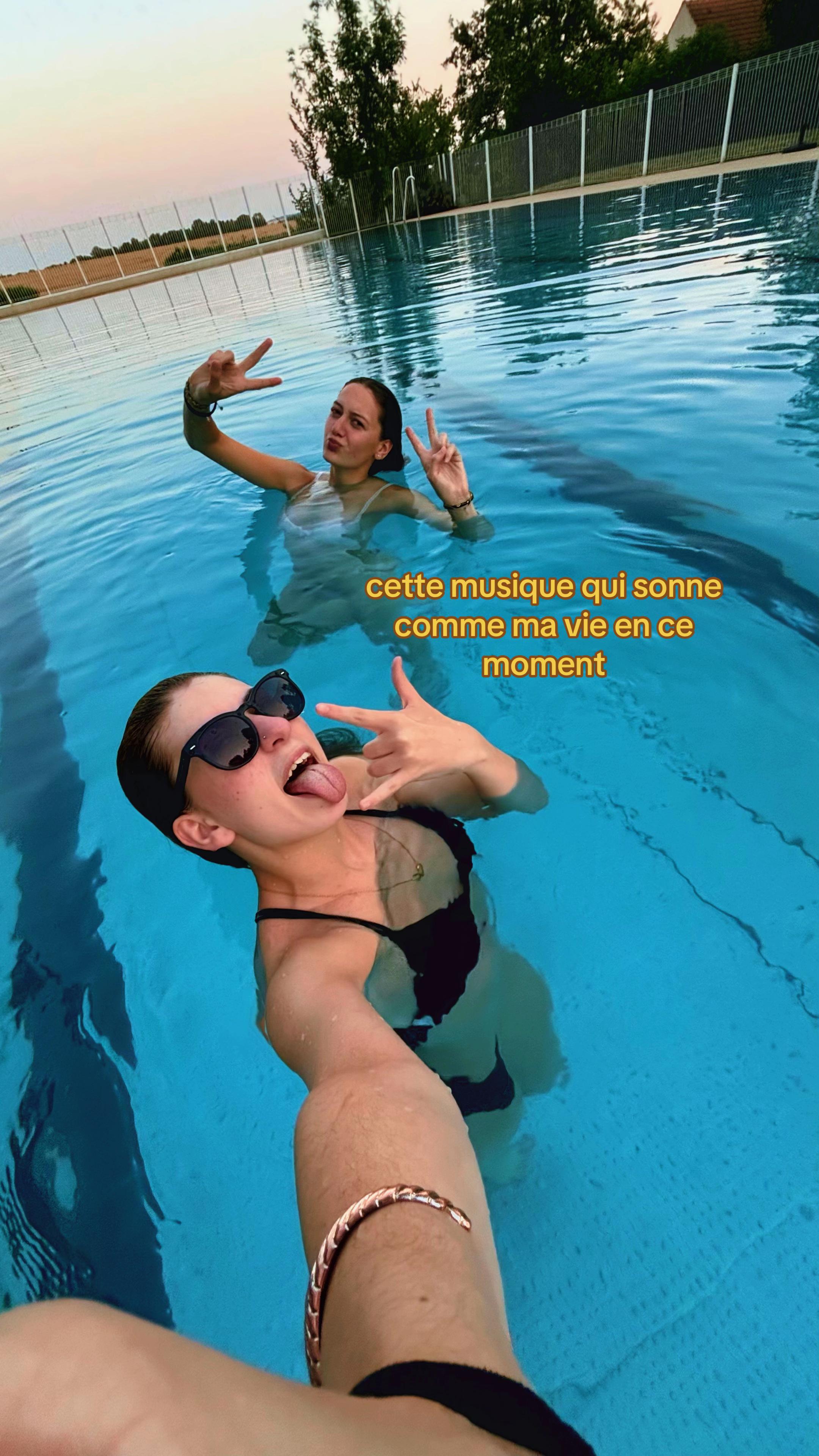 @Margot_2.0