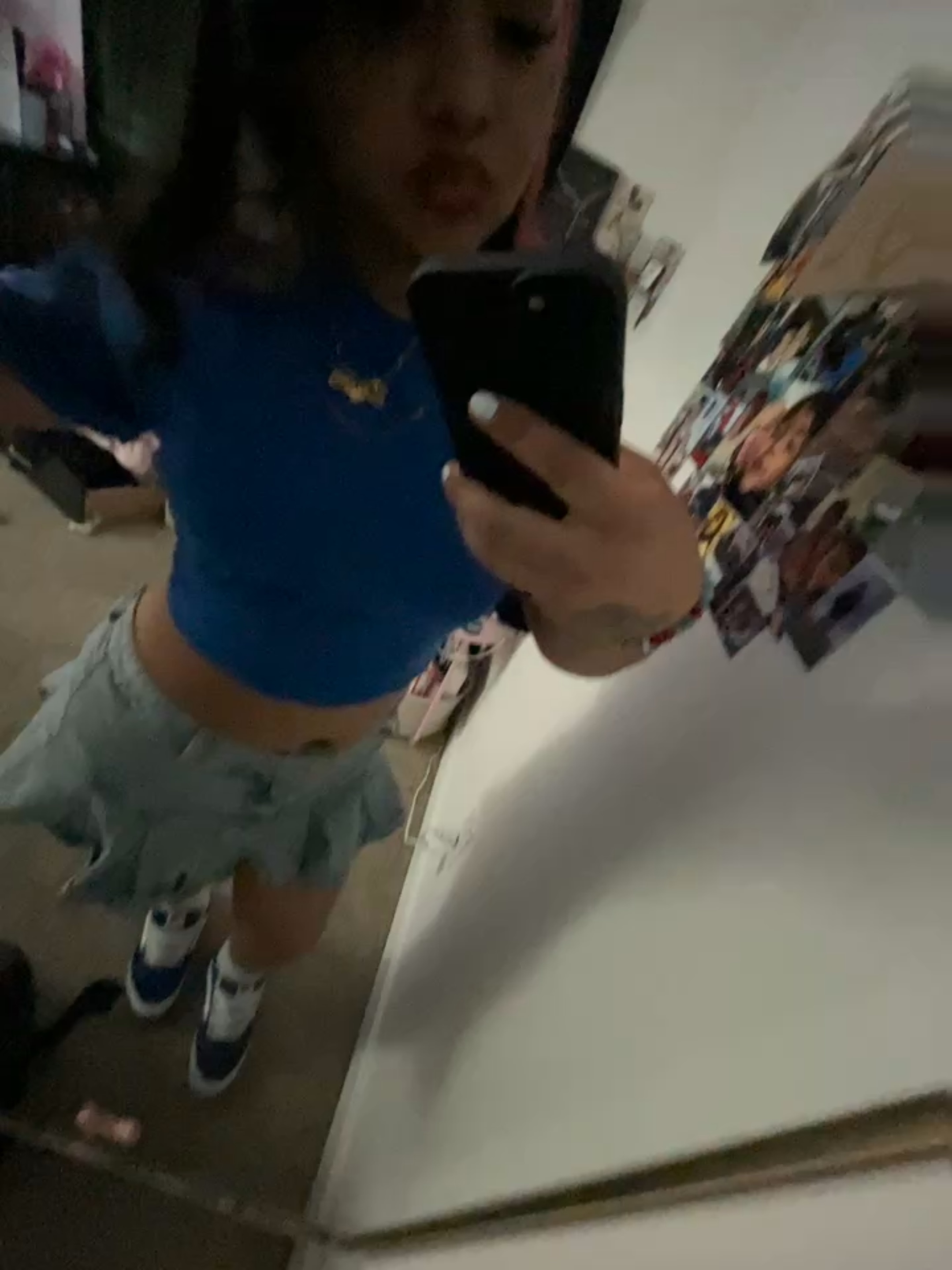 @strella