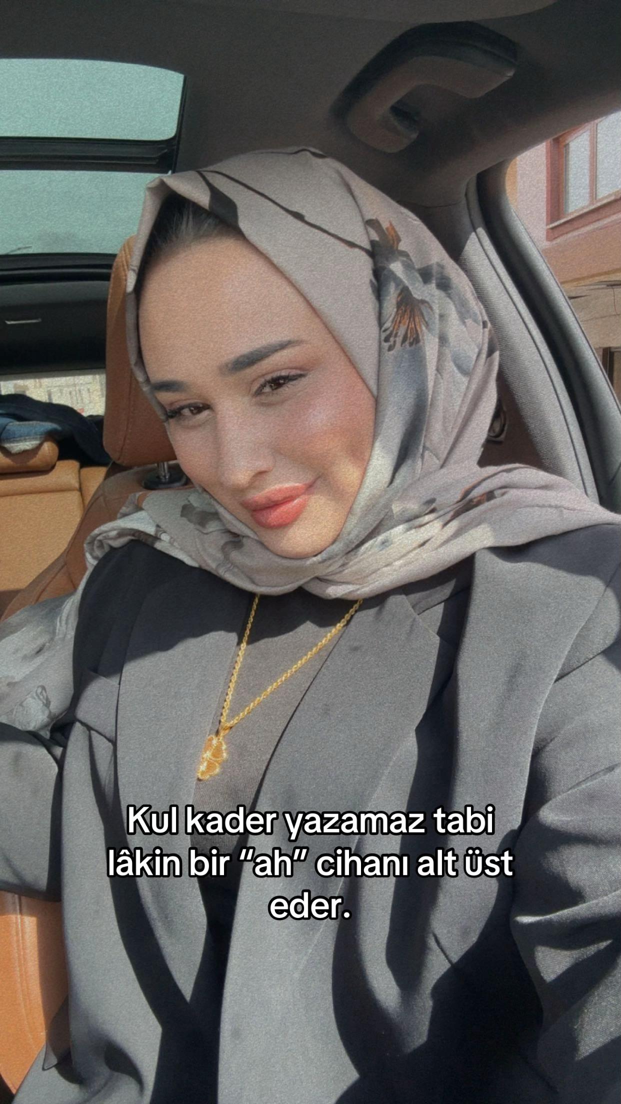 @𝓔.🐆
