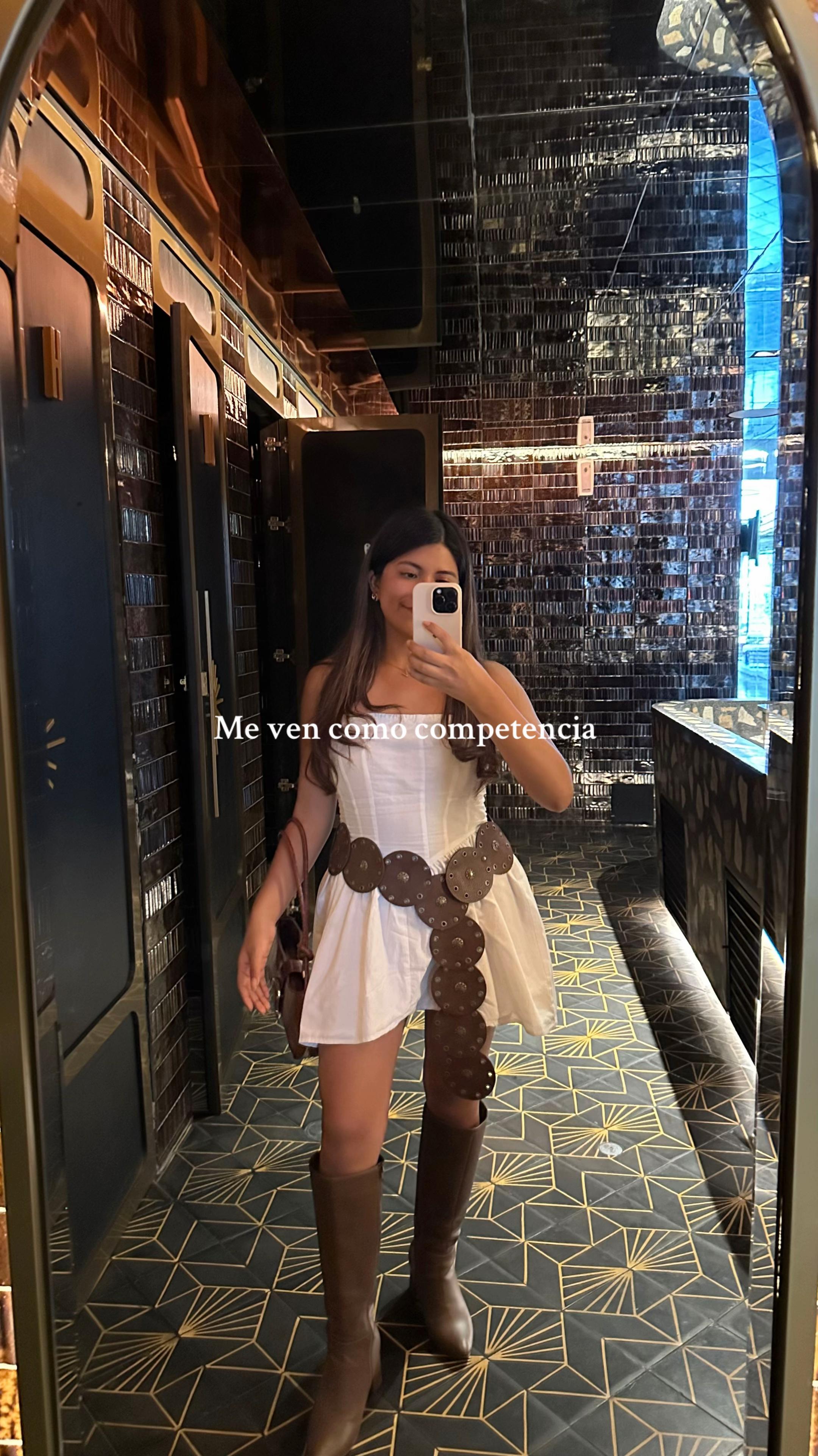 @Valeria Tullume