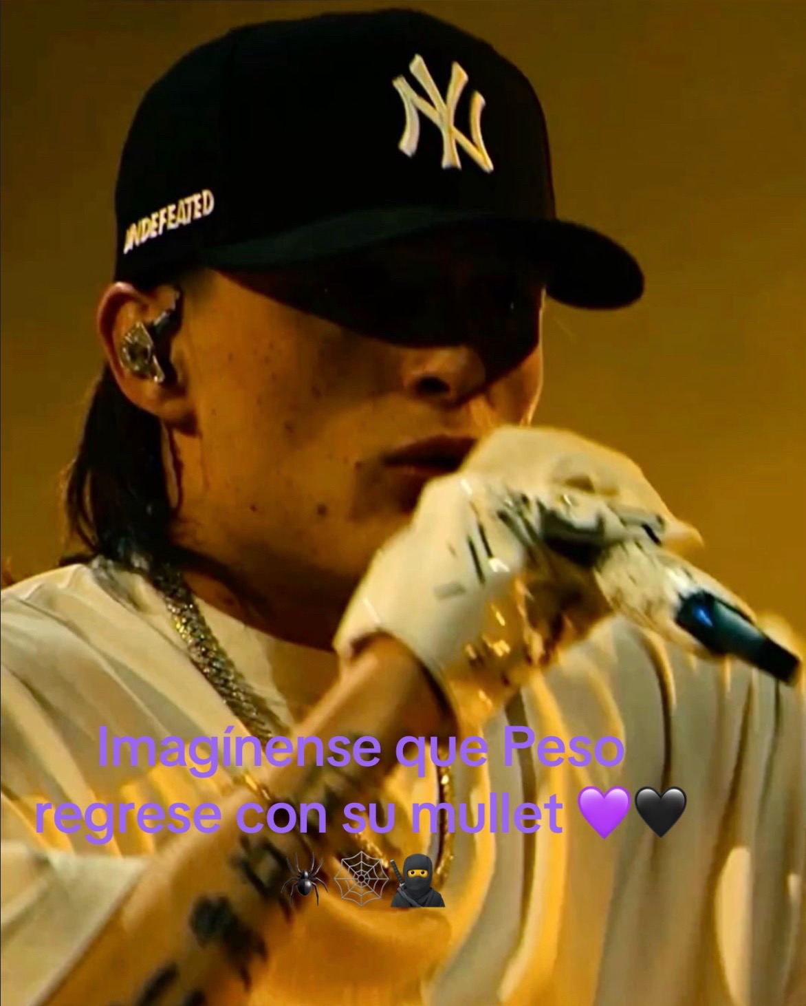 @Hassan Emilio🕸️🕷️🕸️💜