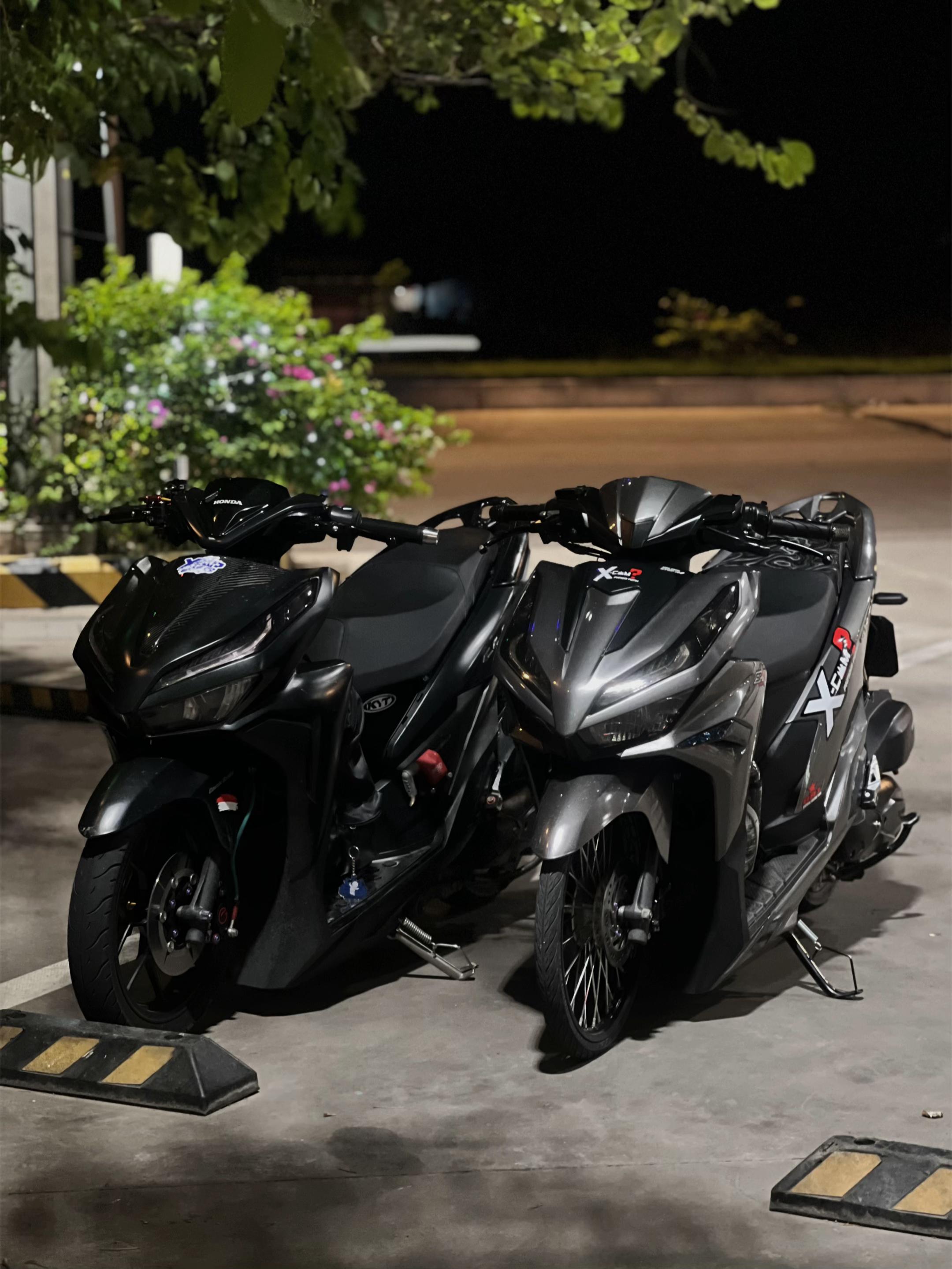@អេស្ទែ