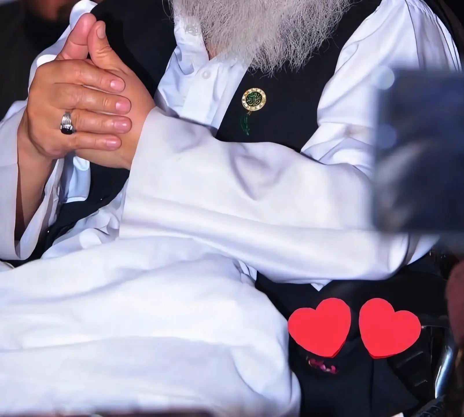 @ᴬᵈᴺᵃᴺ ᴱᵈⁱᵗᶻ 🕊️