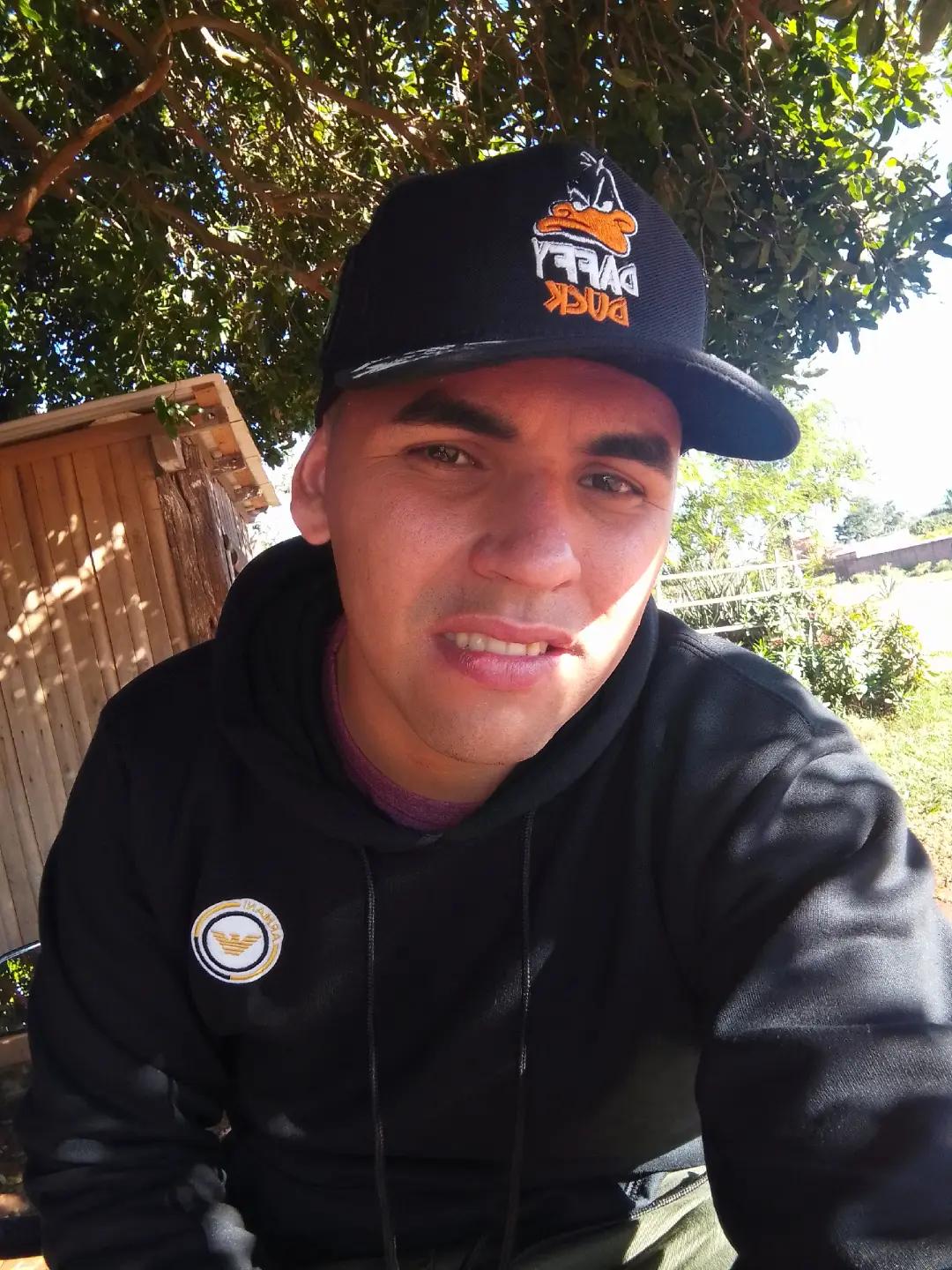 @Gustavo Coronel González