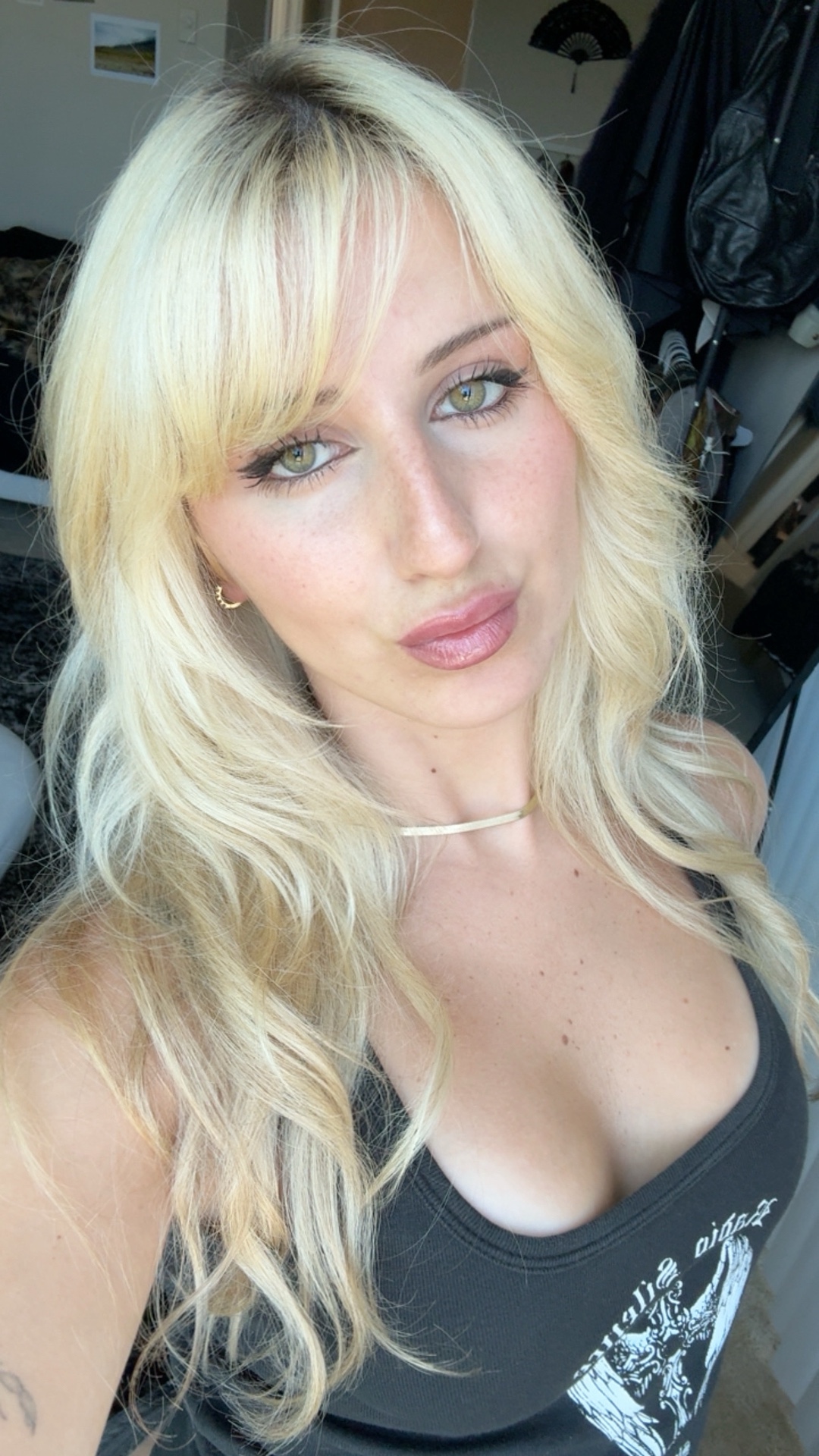 @Dominique