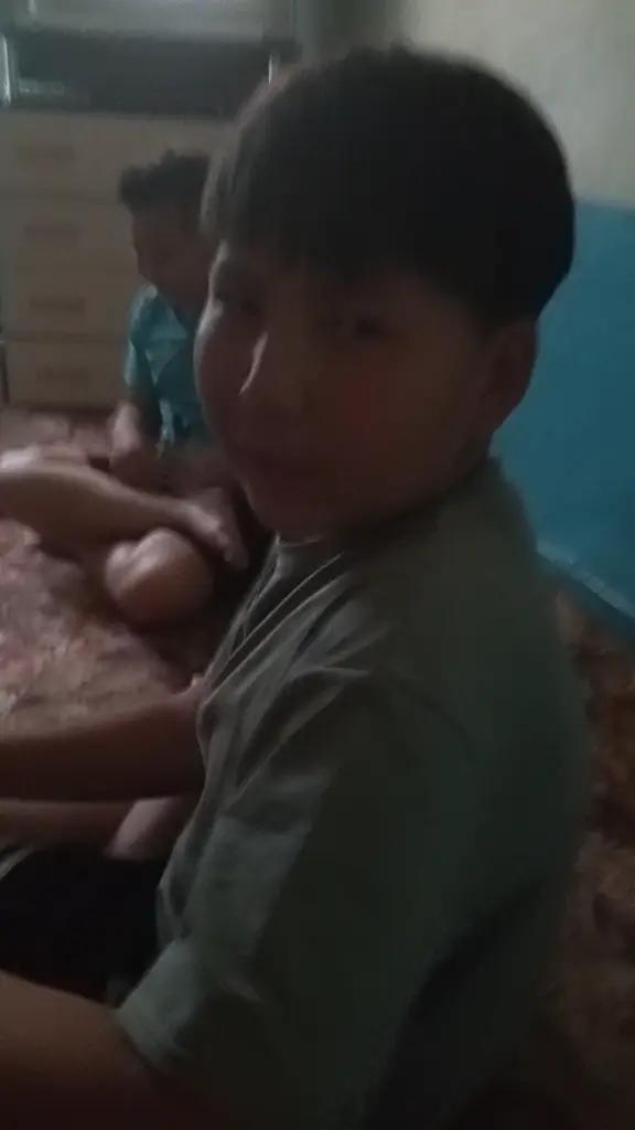 @Dis