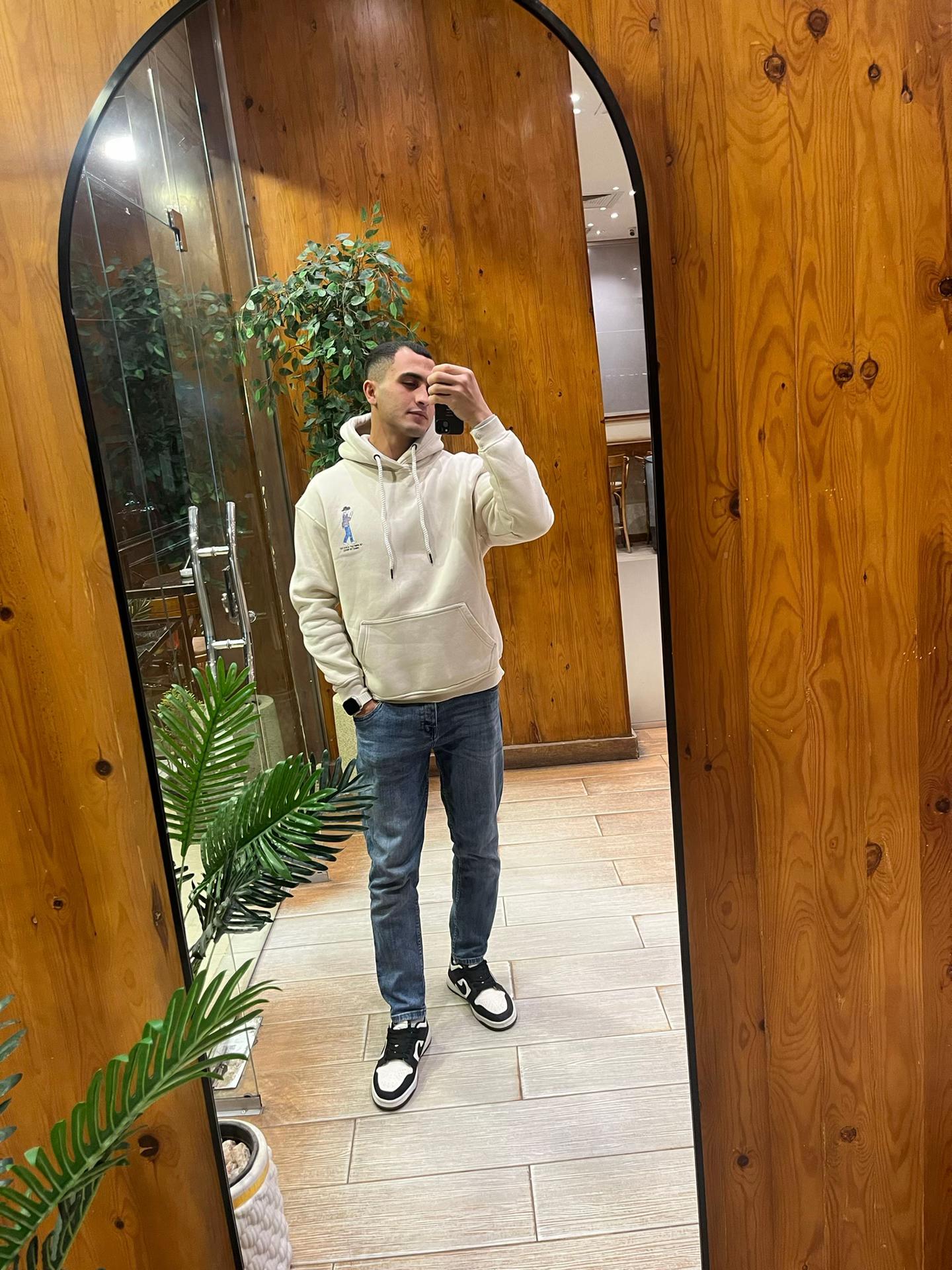 @ٱبوﺣجٱج"لسميعني"✈️🤍