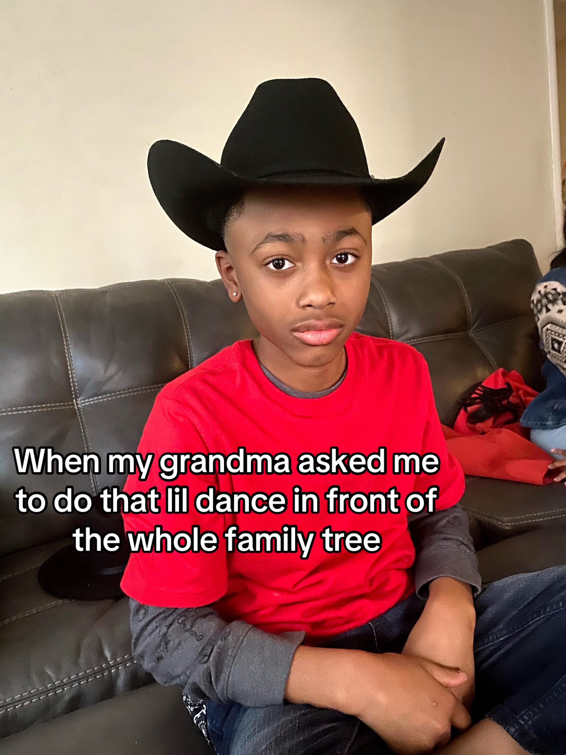 @🦦