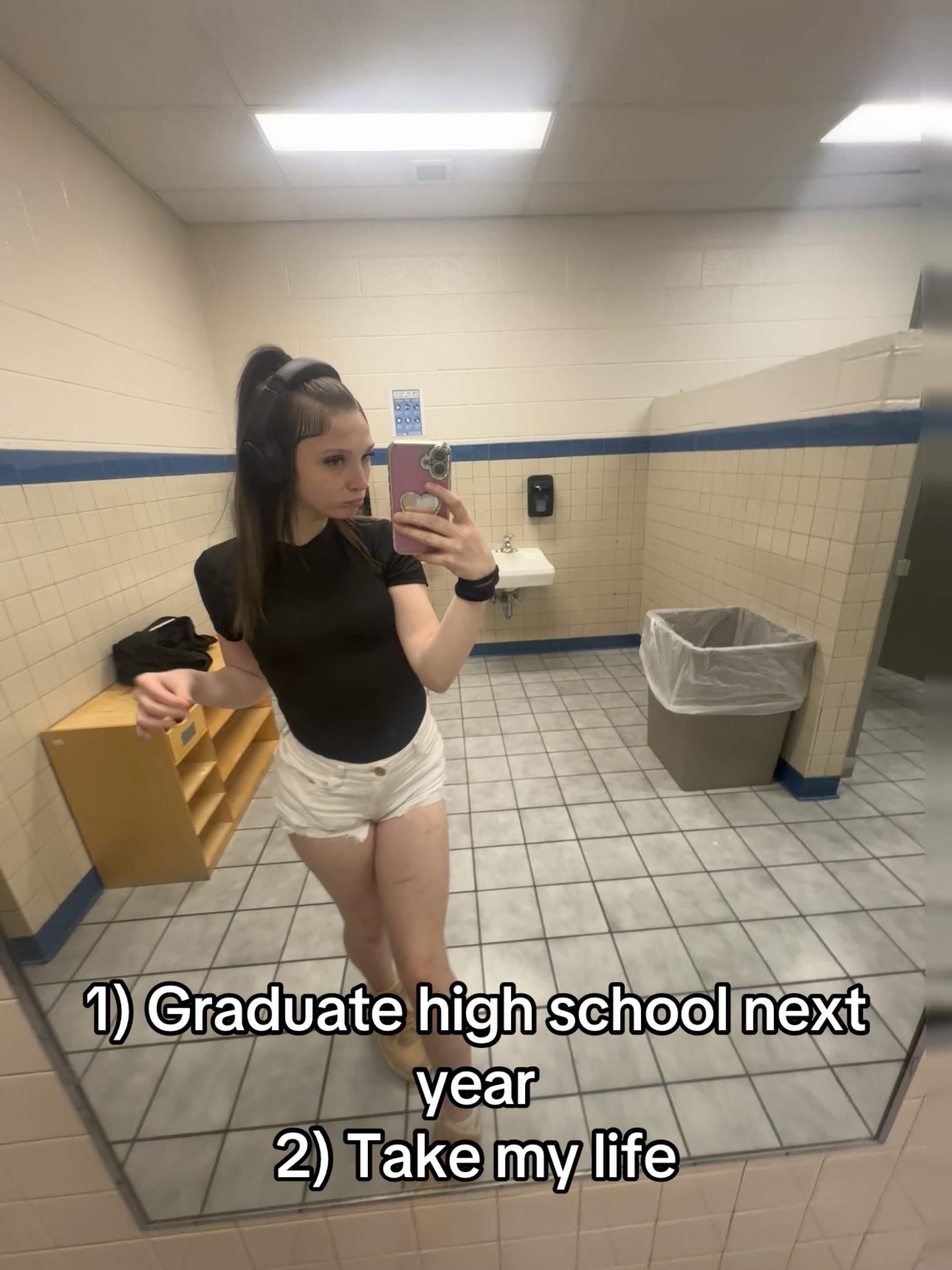 @idontlikeanyofyoubichez