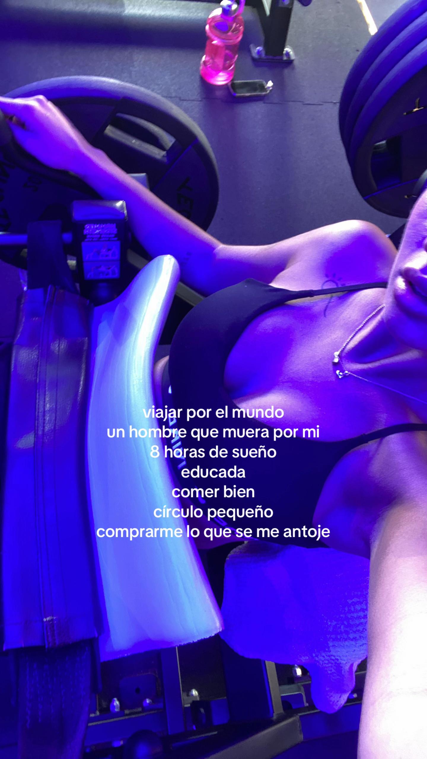 @Sofia🦂
