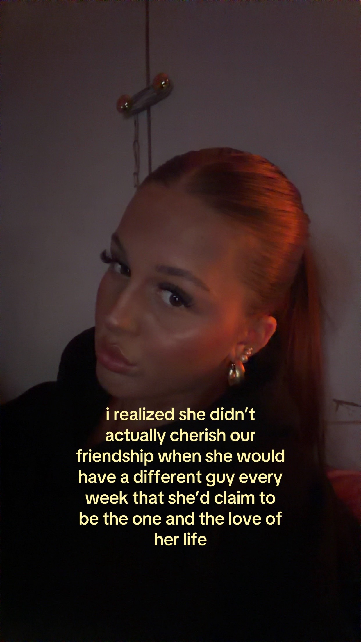 @👻