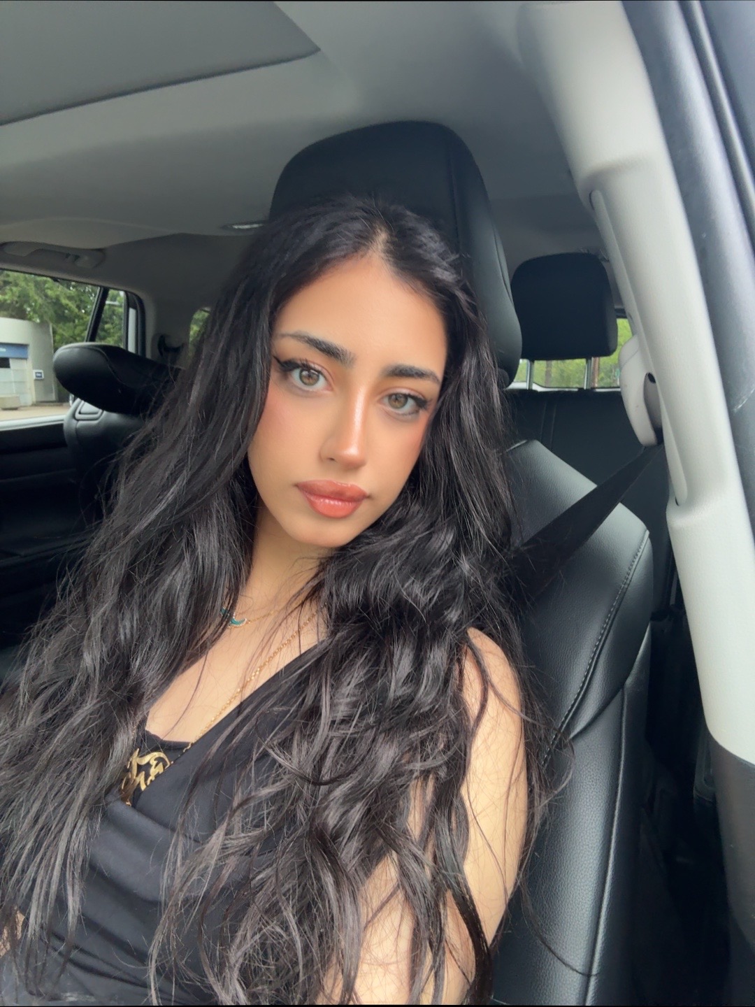 @zuri