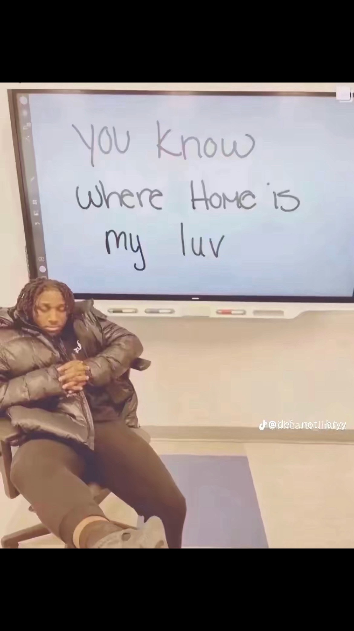 @carlie