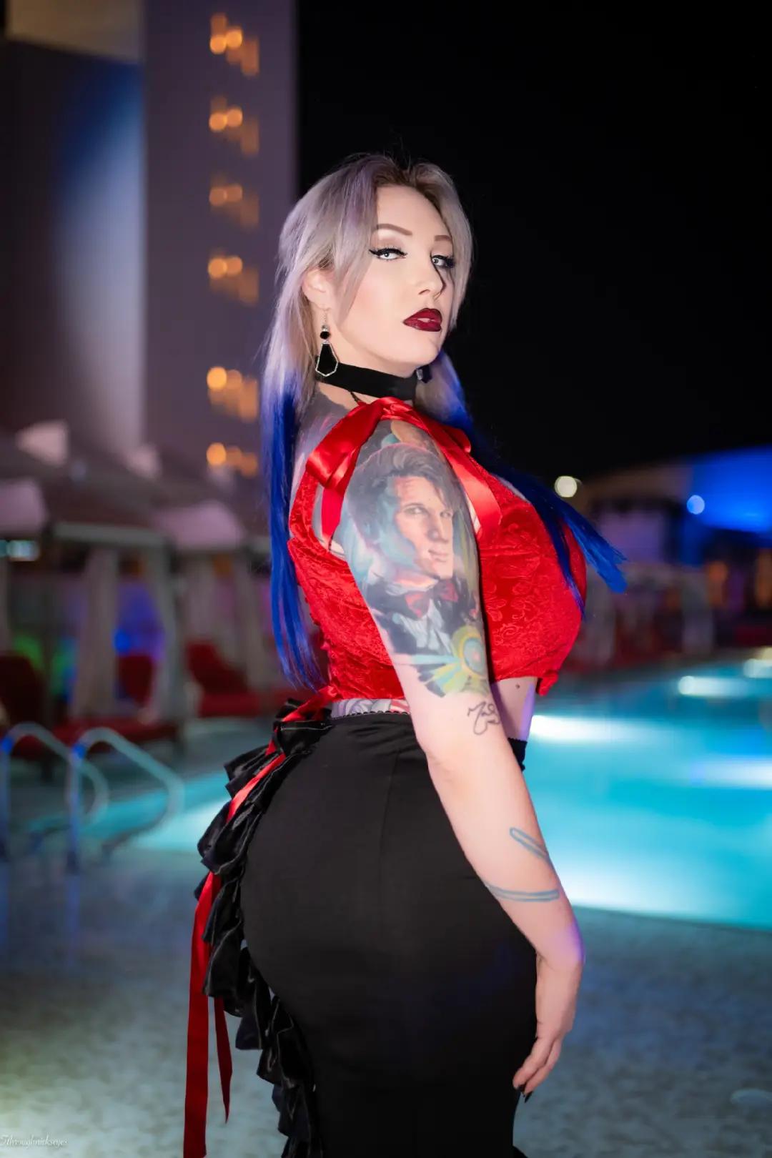 @TheMoistQueen &reg;️