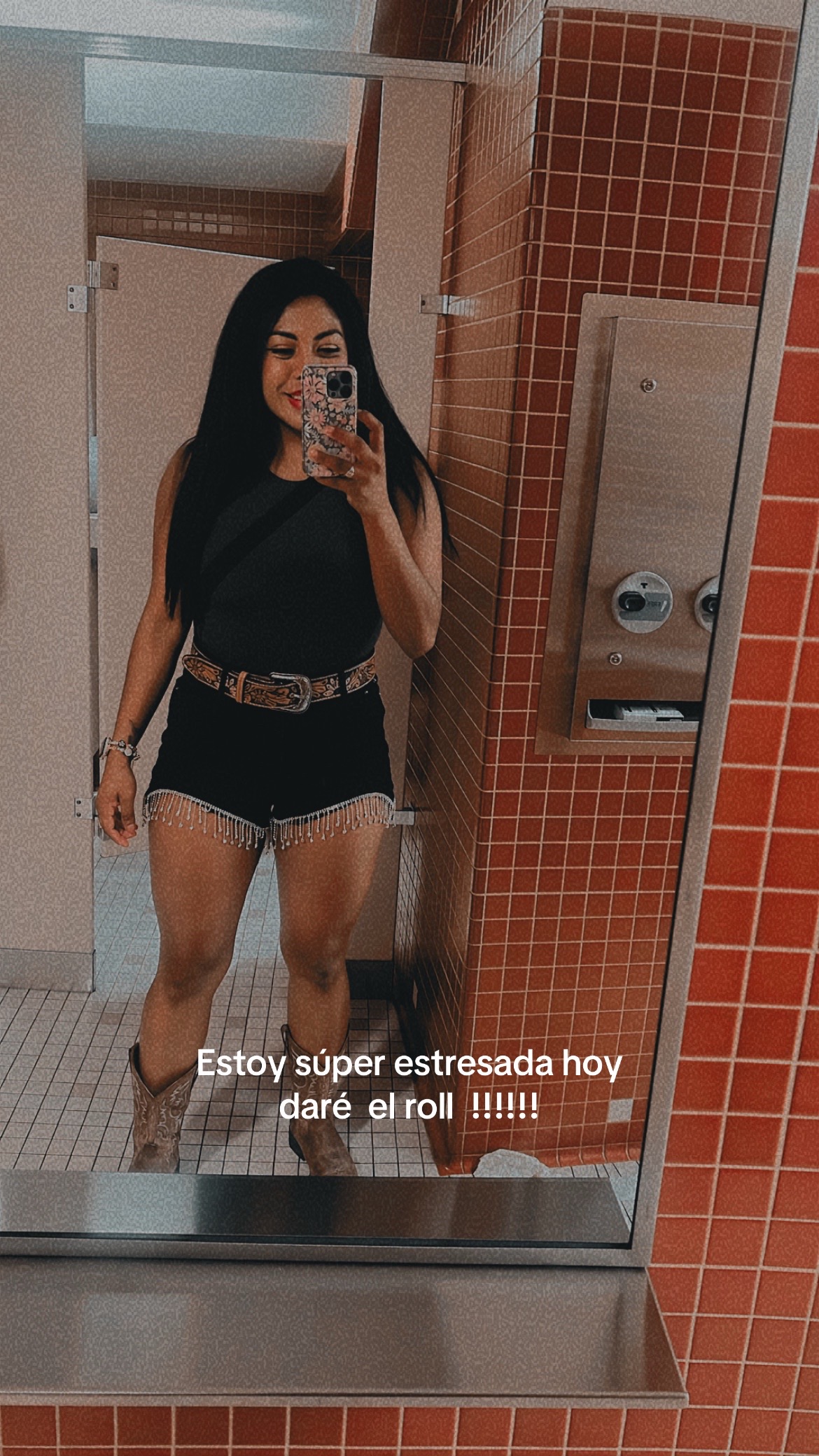 @Mona ✨