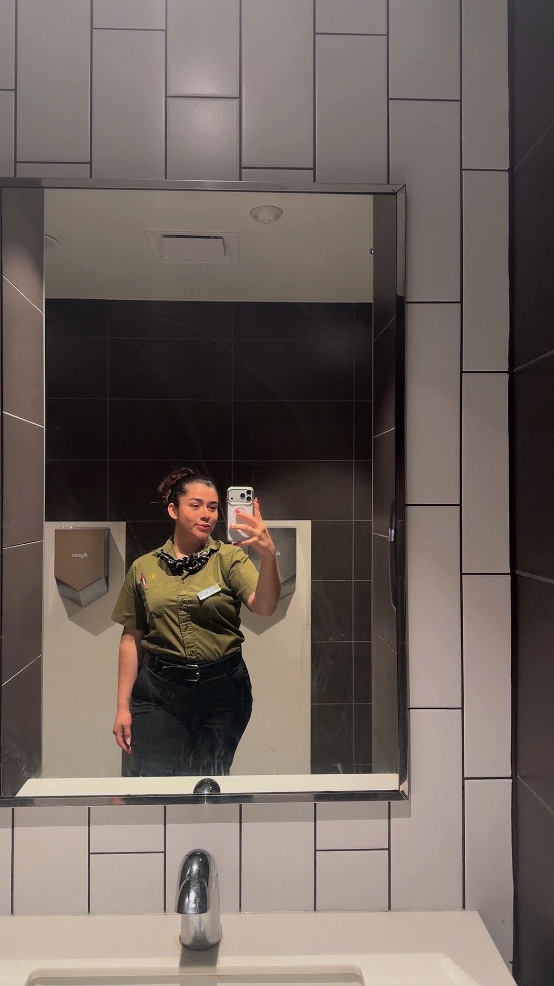 @Alejandra 🙂&zwj;&harr;️
