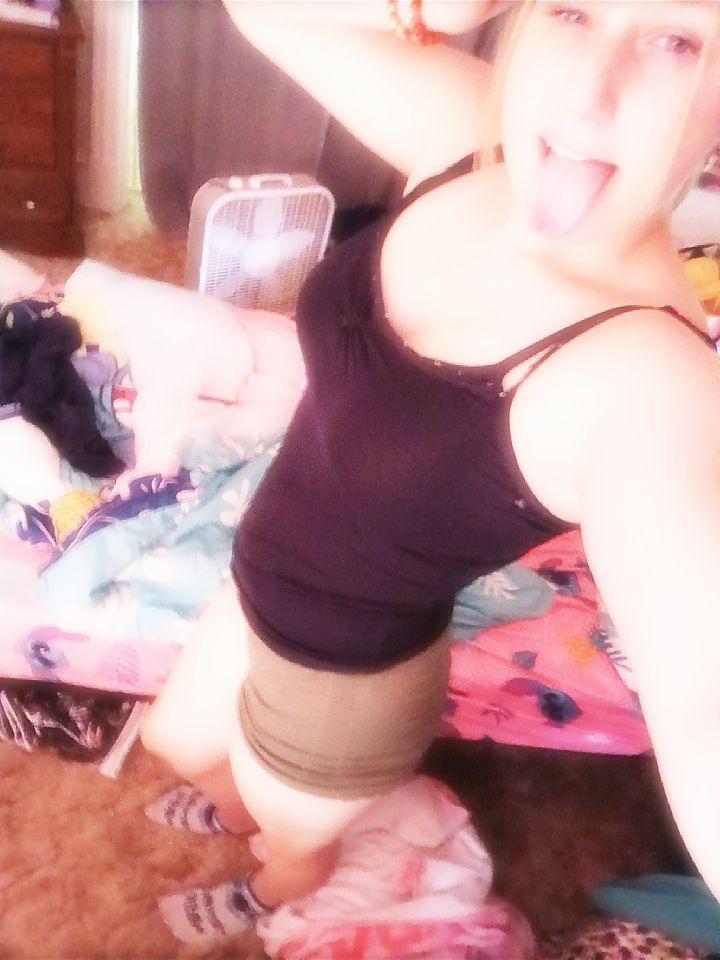@Kayley😘🖕😘