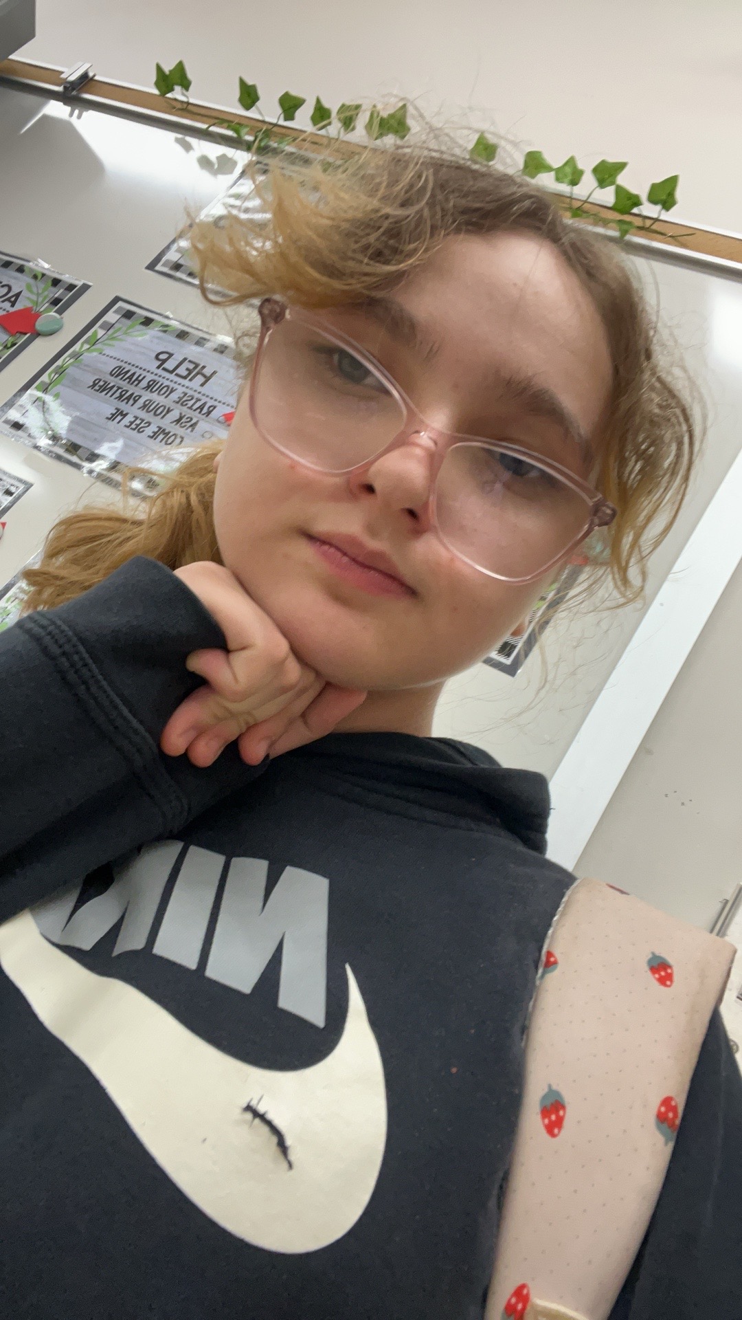 @noramakeup29