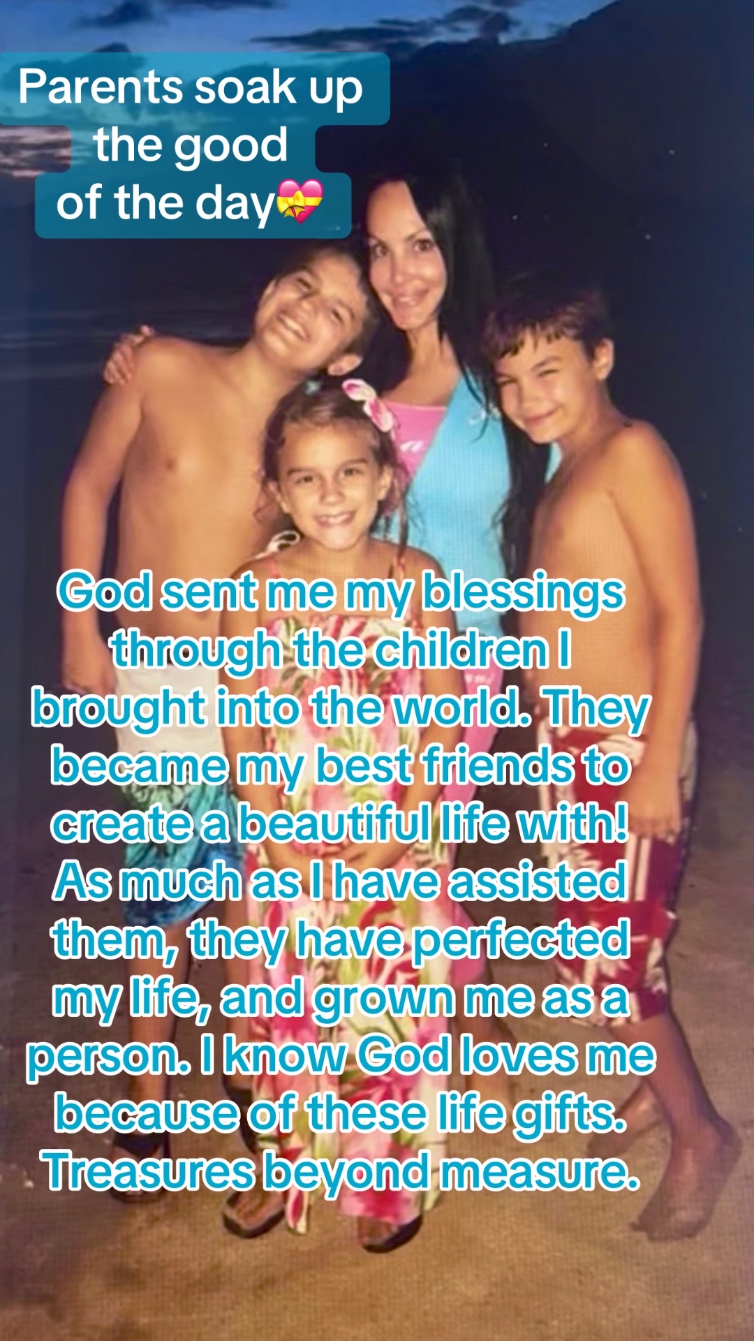 @AuthorHolliAnnDeClemente