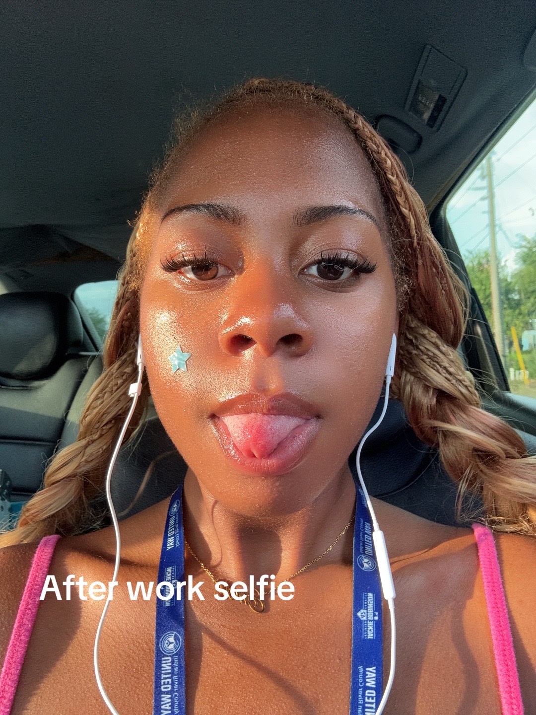 @Dollface