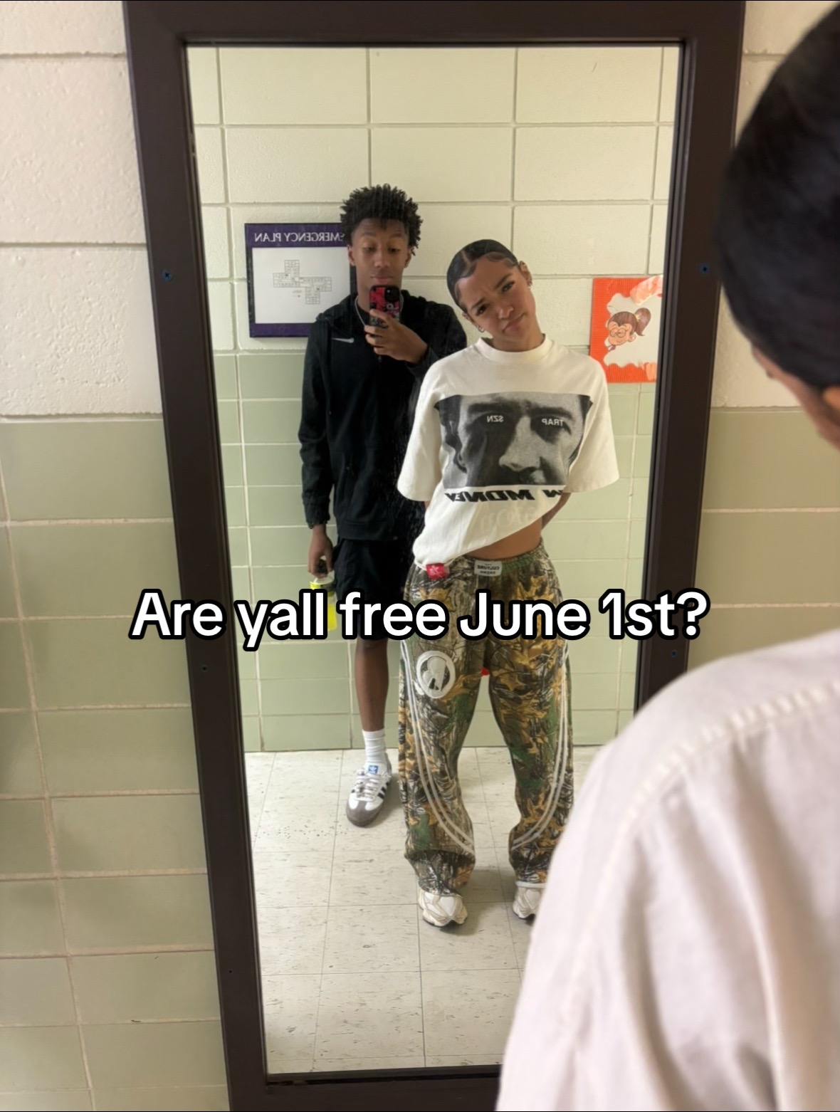 @redtherula_