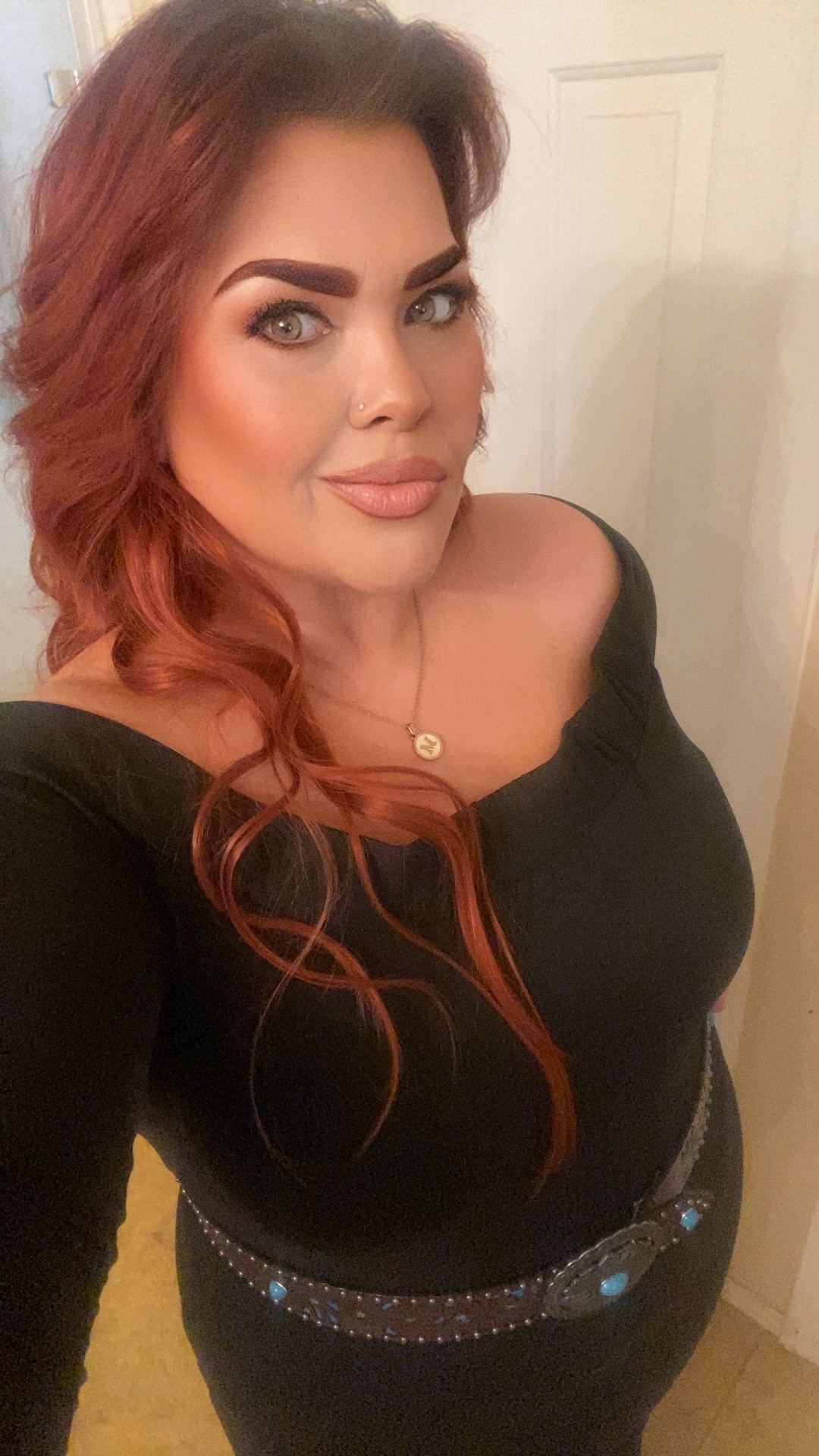 @𝓜𝓲𝓪_𝓗𝓪𝔃𝓮𝓵 🎀