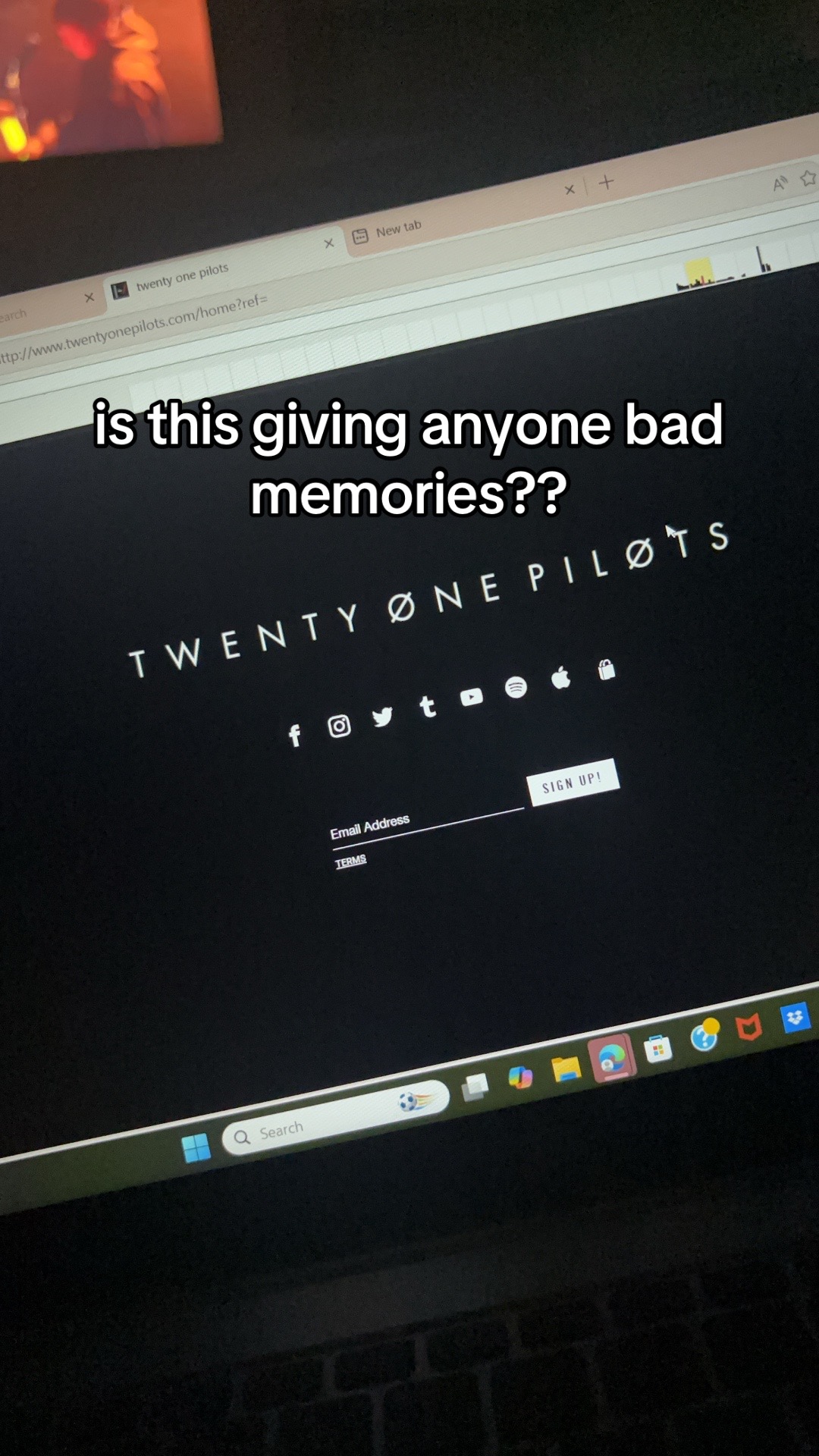 @soph |-/
