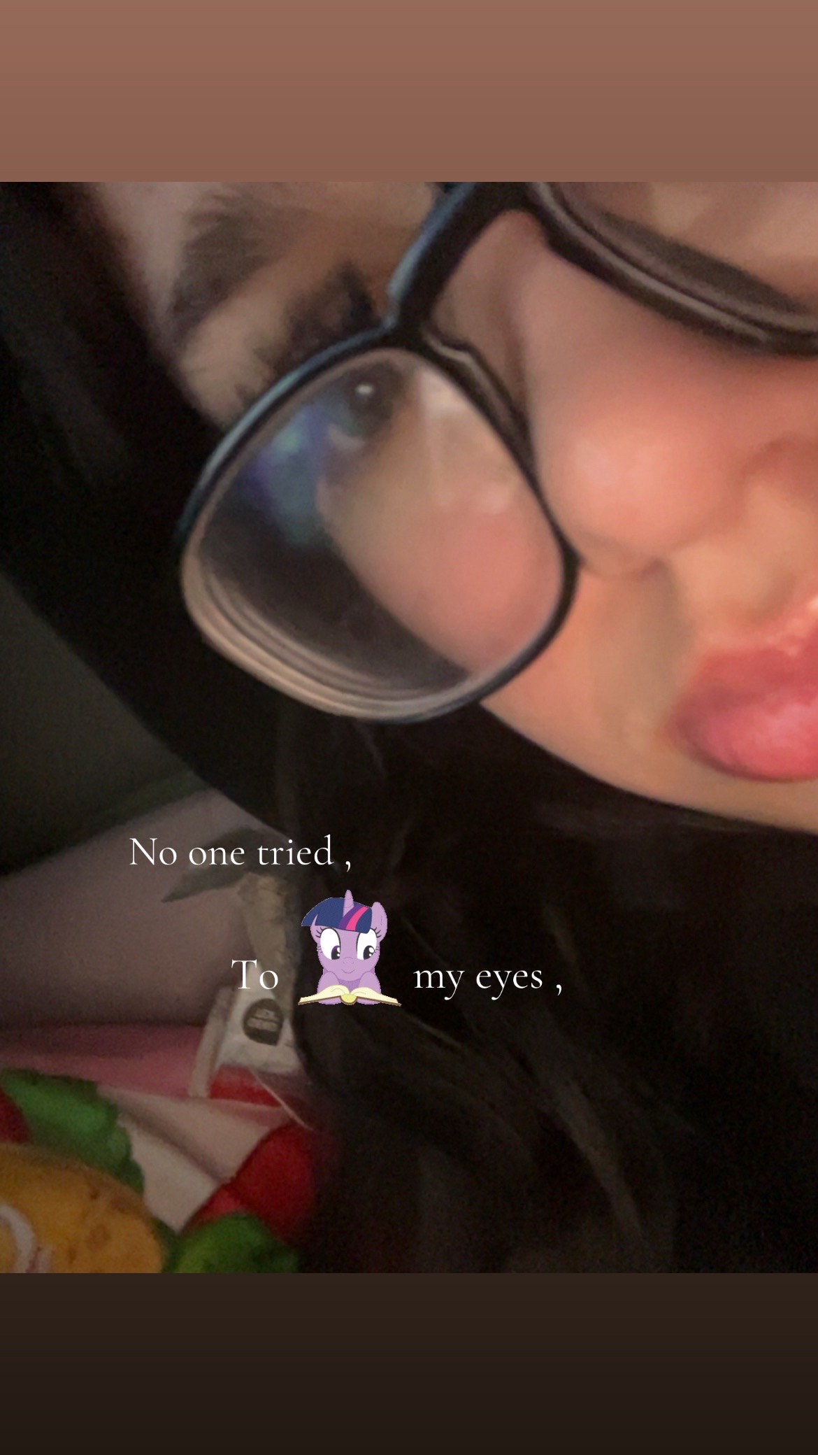@‧˚🎧&sdot;𝓃𝑒𝓋𝓋𝒾𝑒 𝜗𝜚 ‧₊
