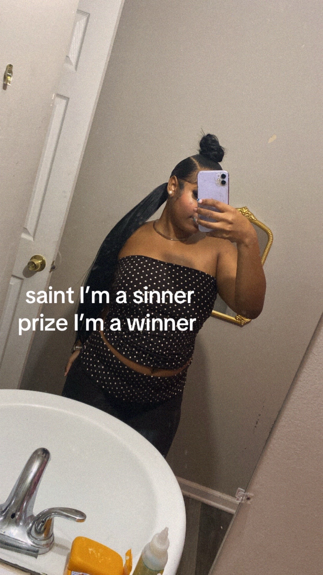 @niajahnay