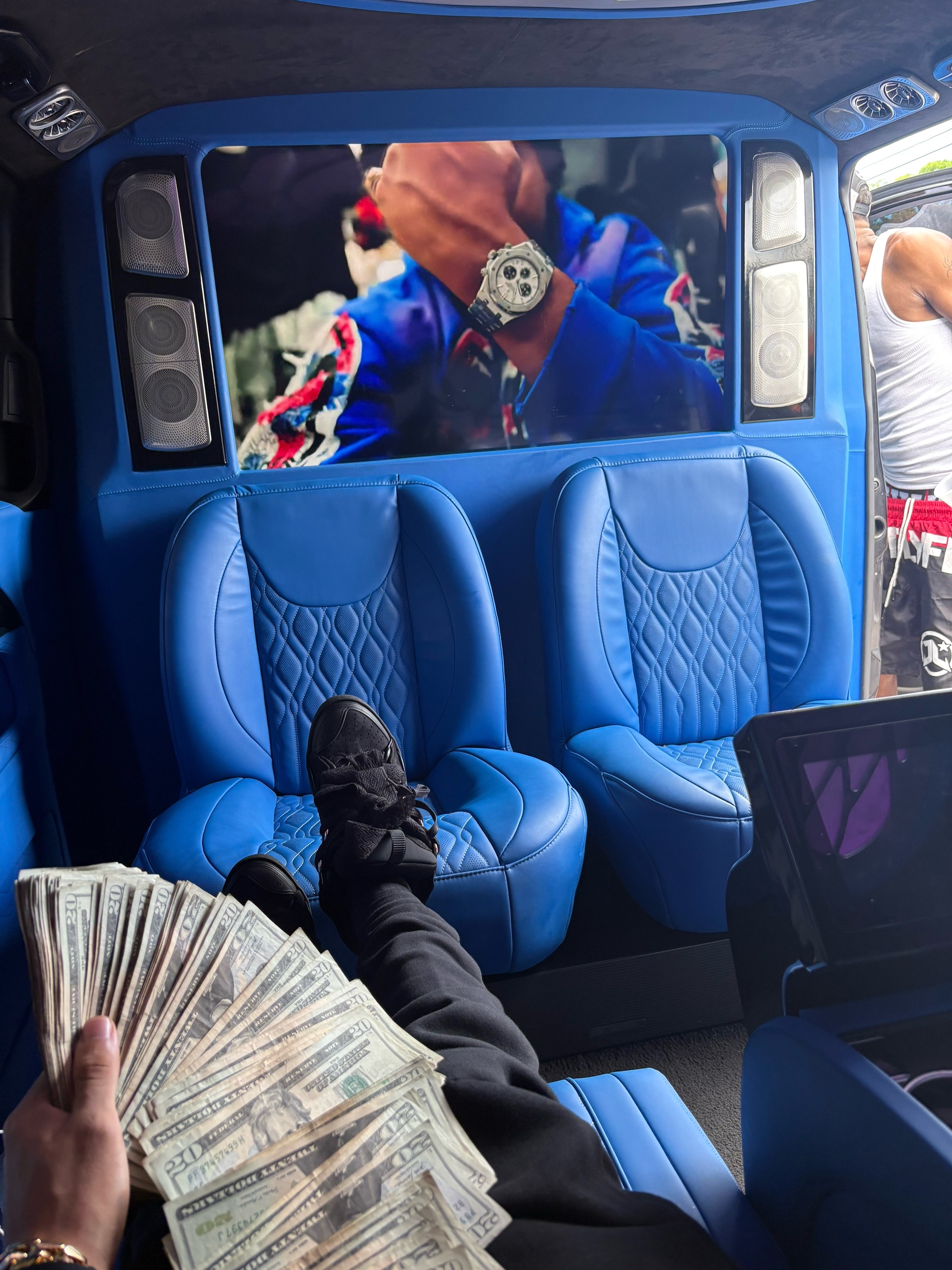 @Youngin from brwd🌴