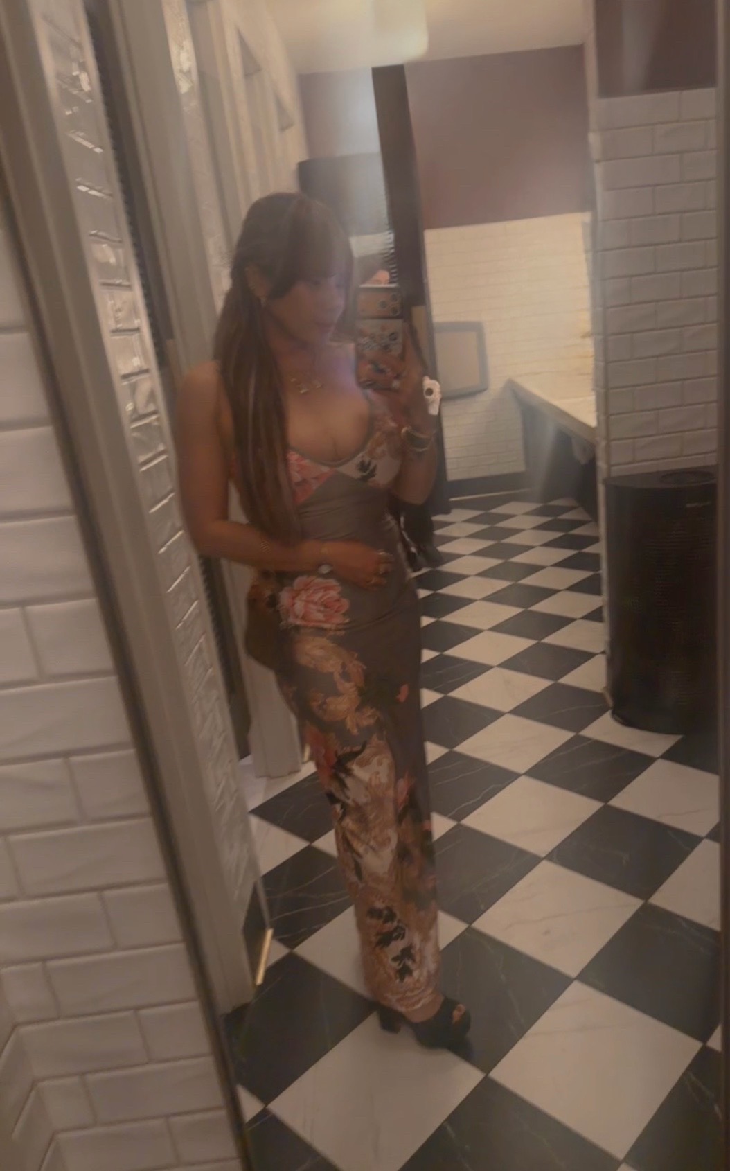@queen.yani05