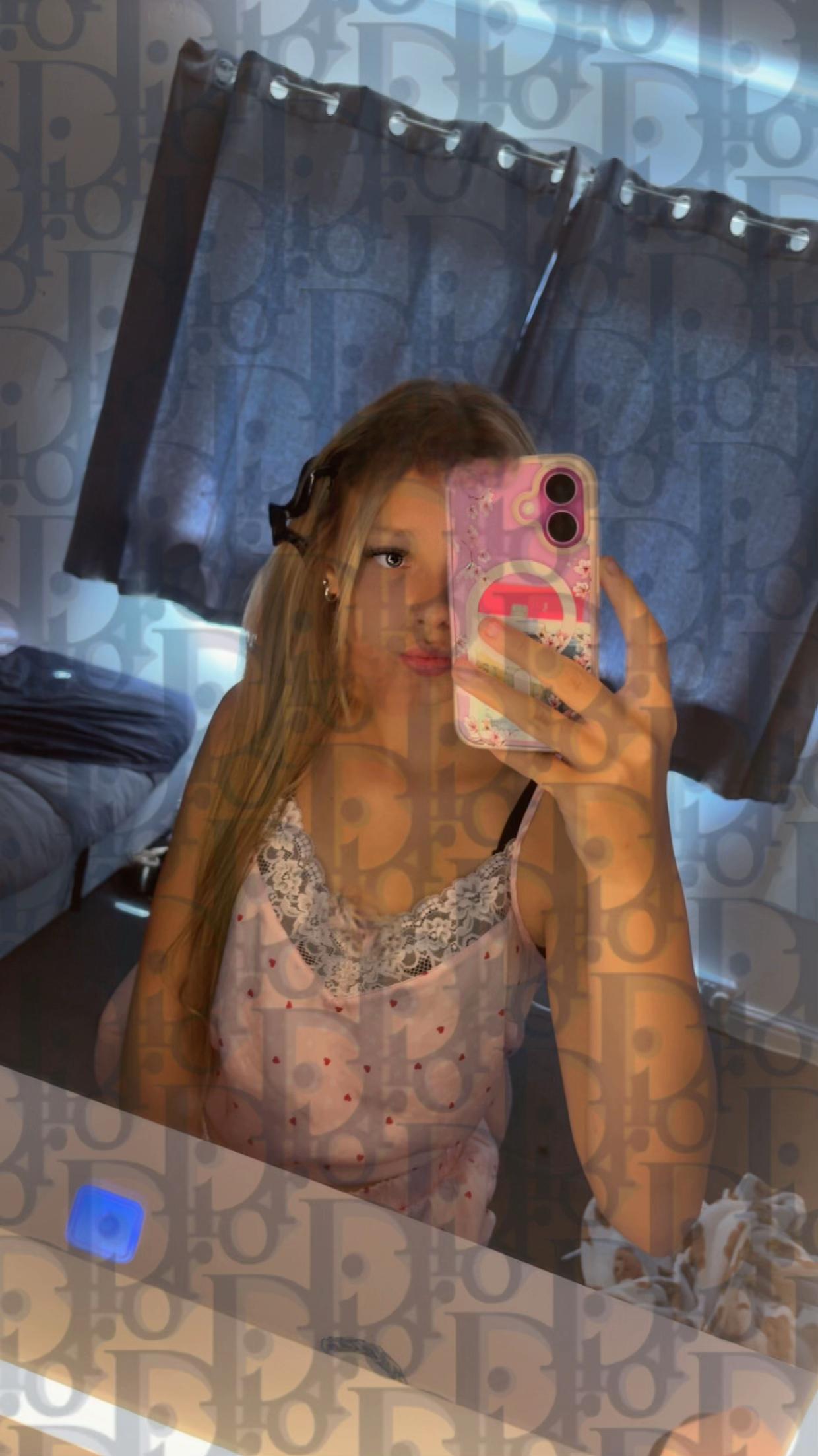 @𝒯ℴ𝓃🤍