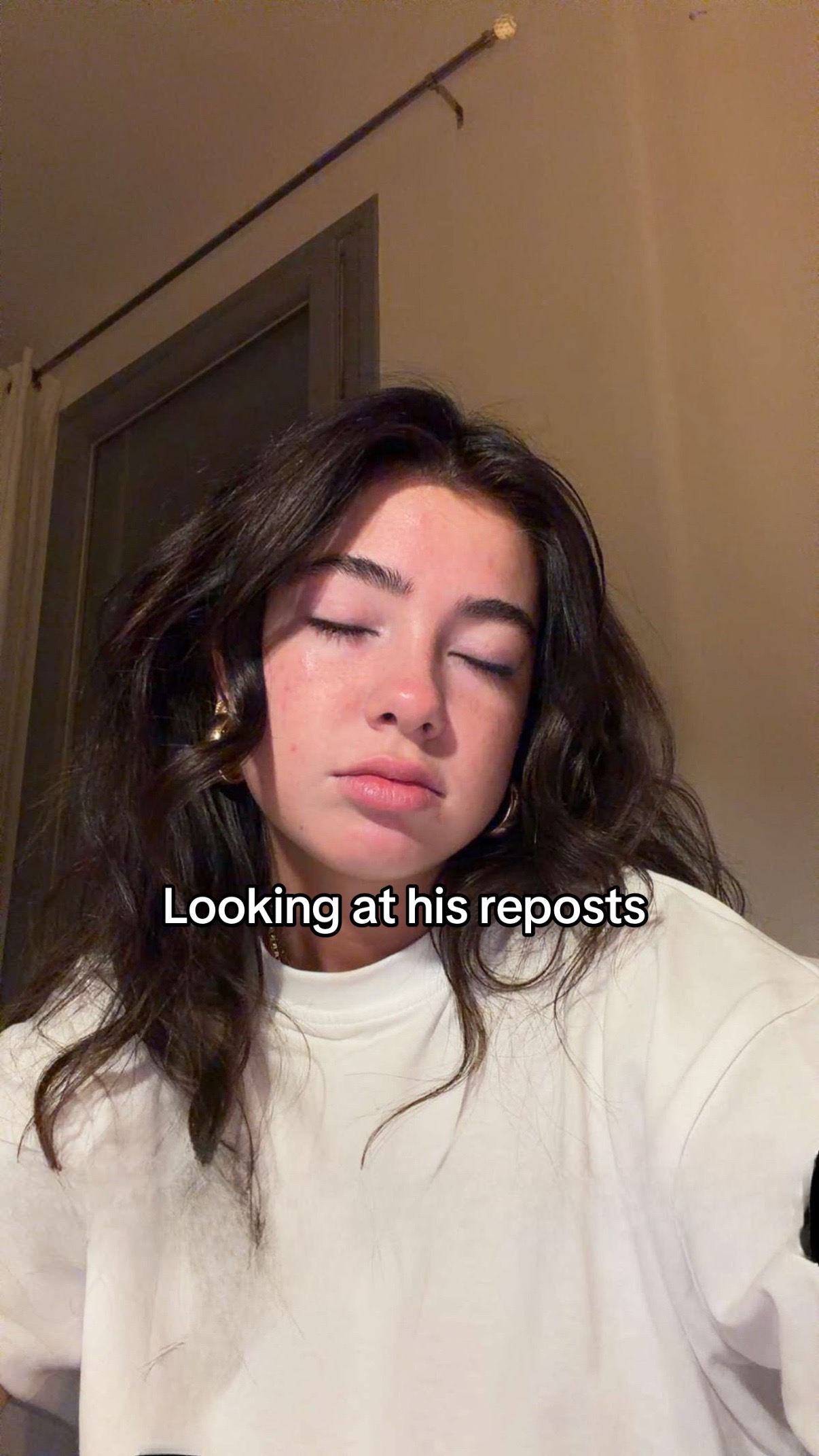 @???