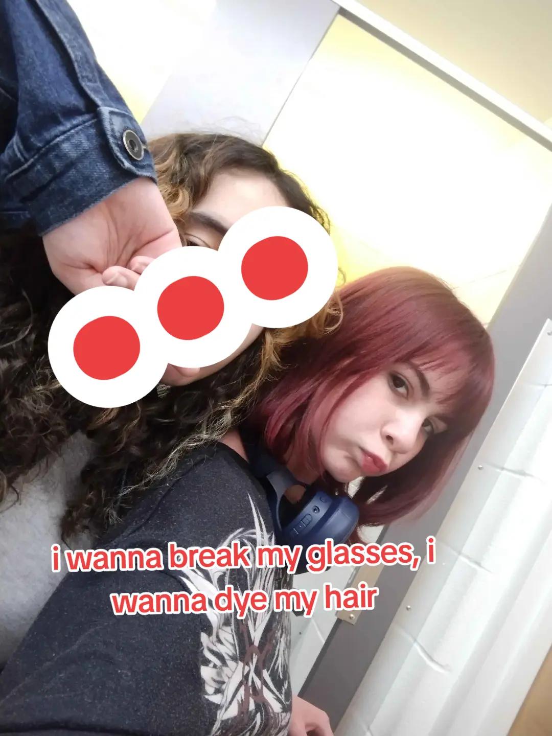 @str3tchy.intestines