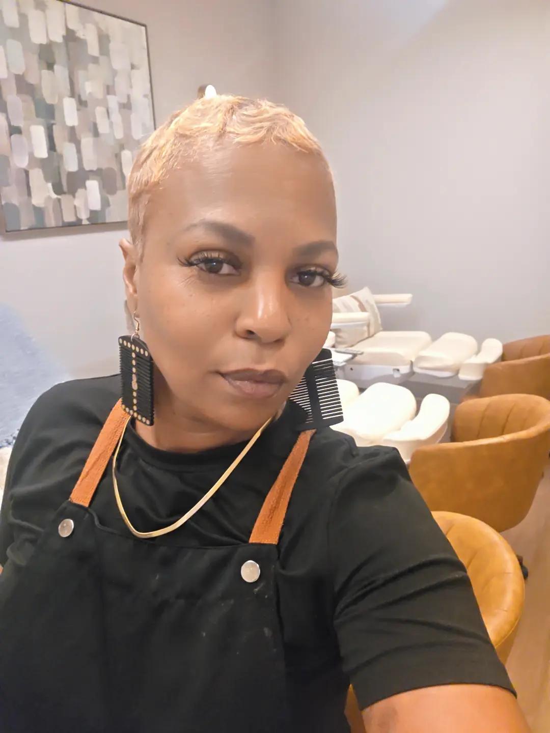 @BusyKizzi