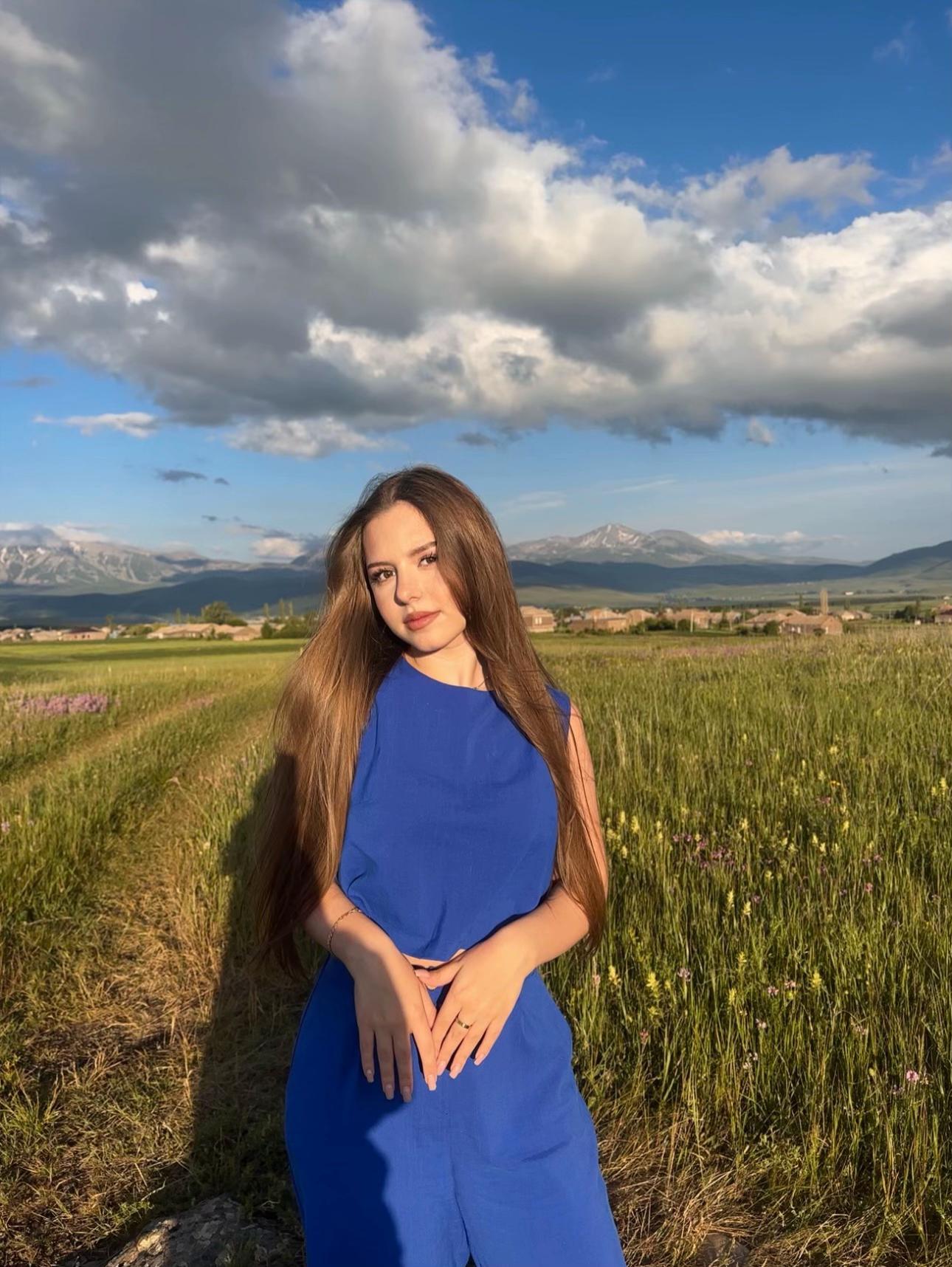 @a_rakelyan