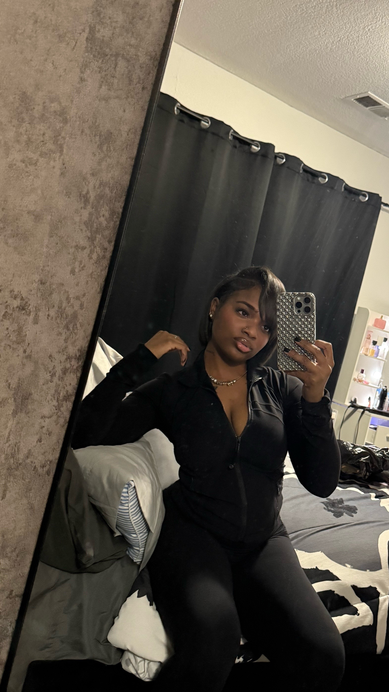 @Ari