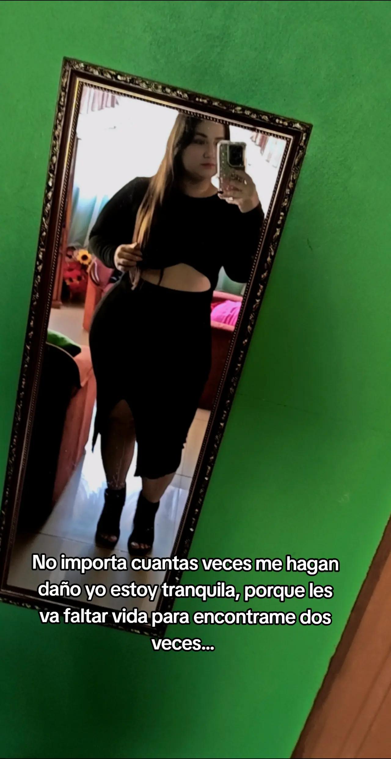 @Valeria💚
