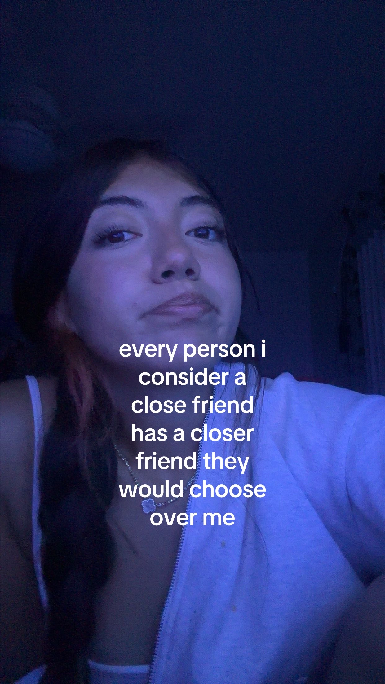 @bella