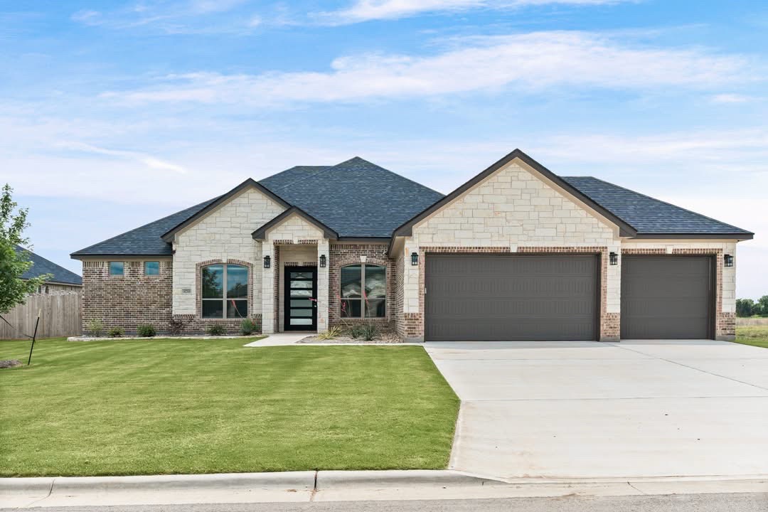 @Carothers Executive Homes