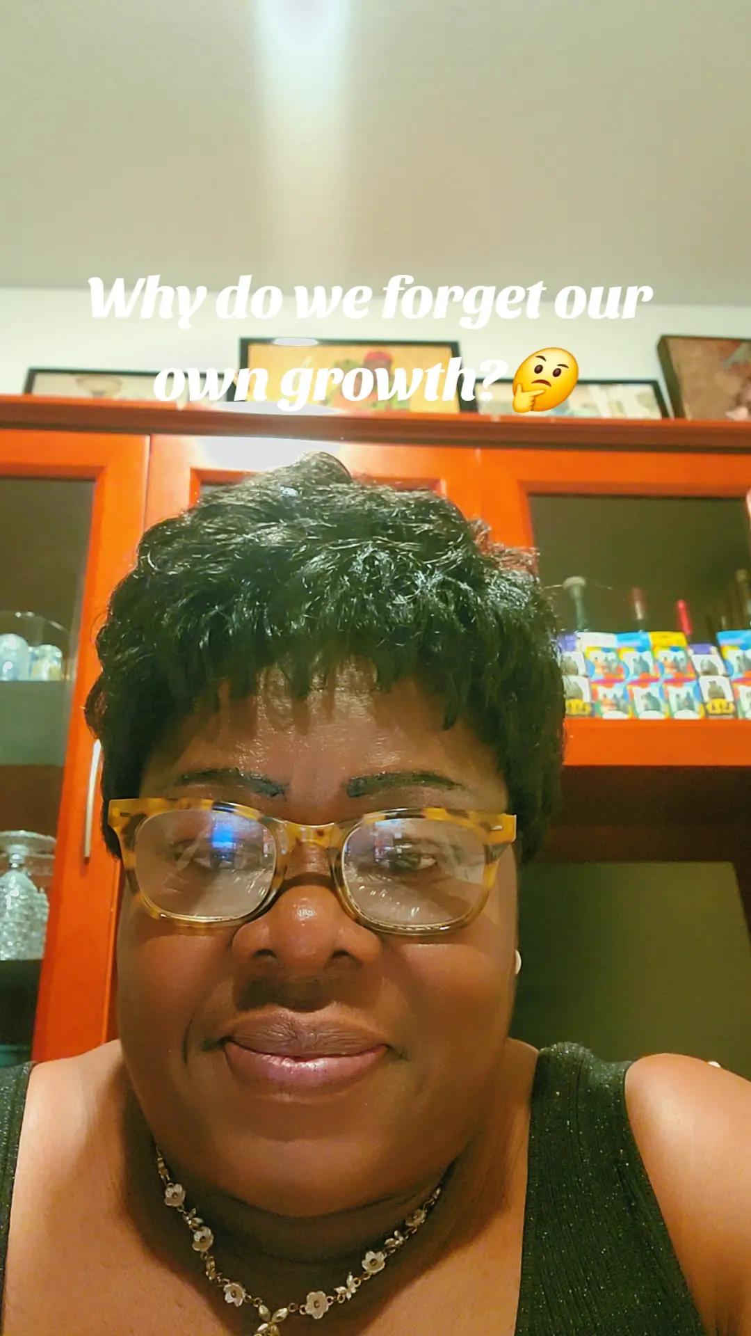 @Mollynash Brown