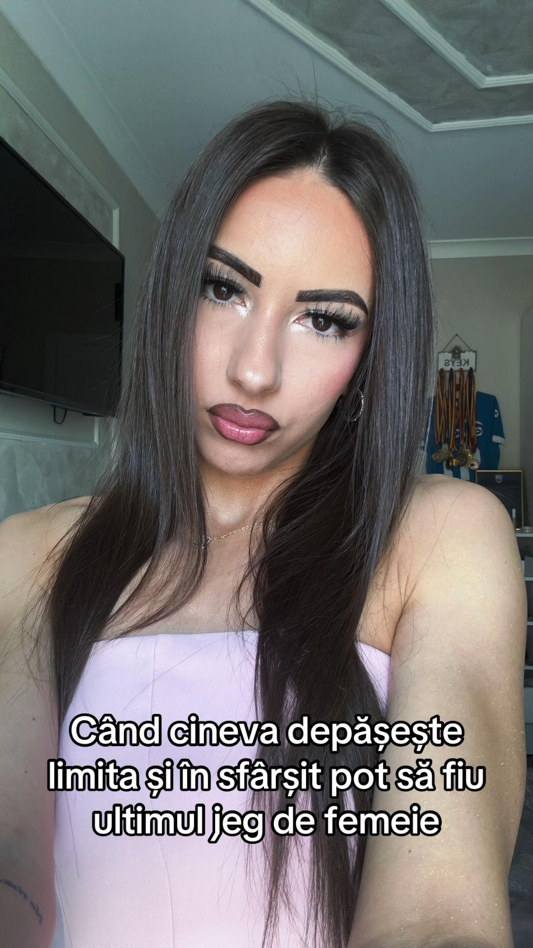 @deliii