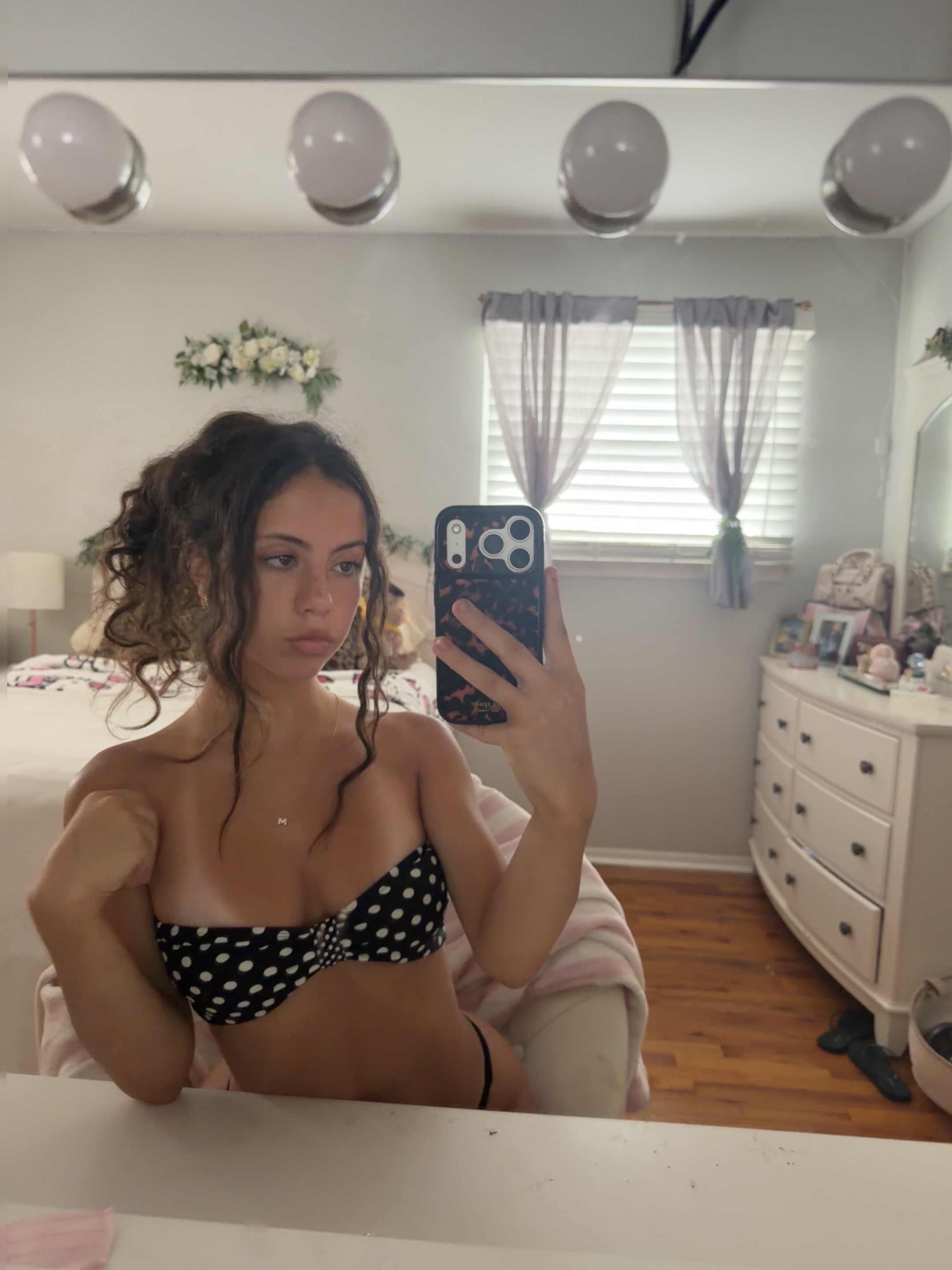 @5🌟btchhh