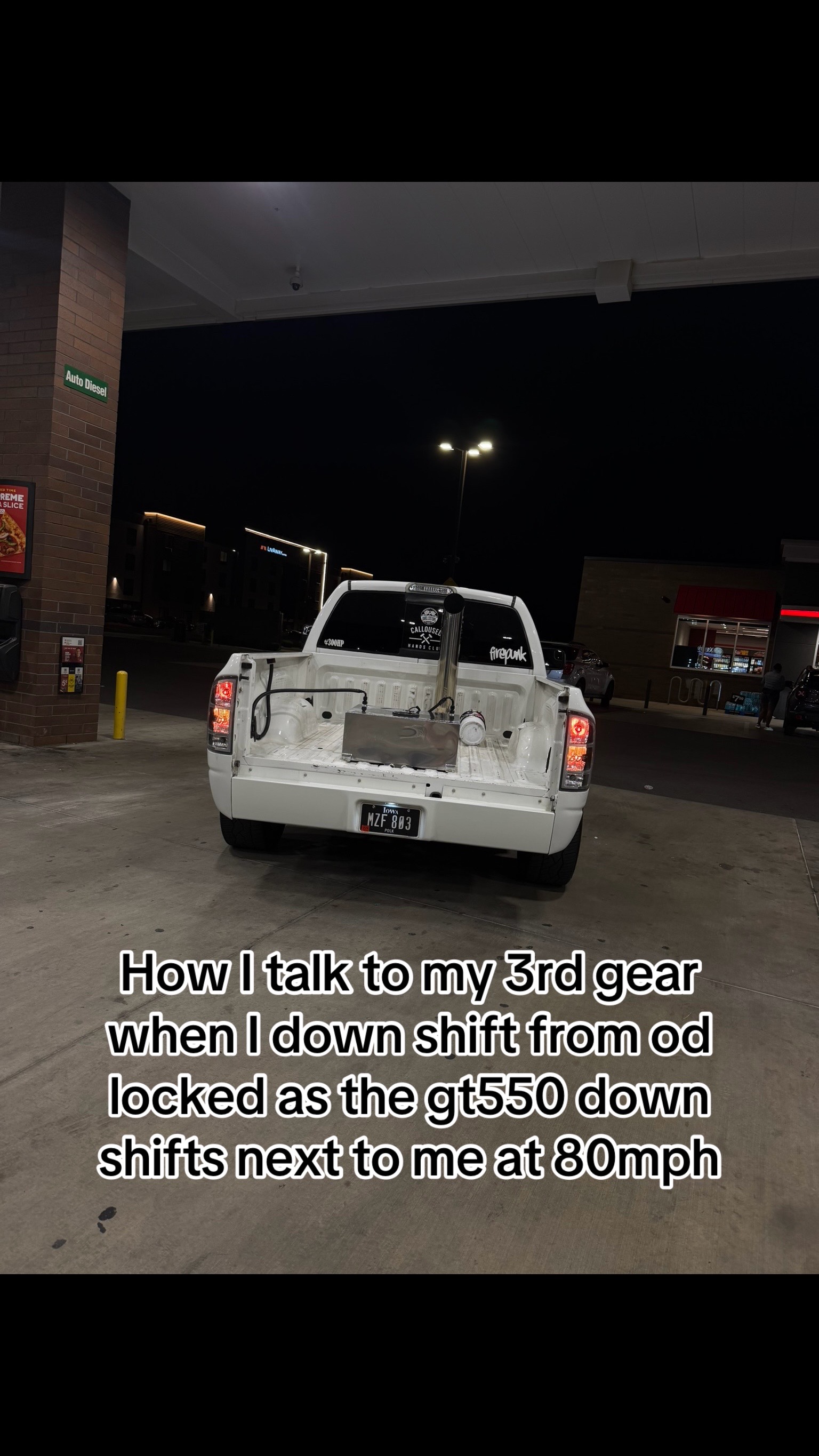 @Lowcummins_