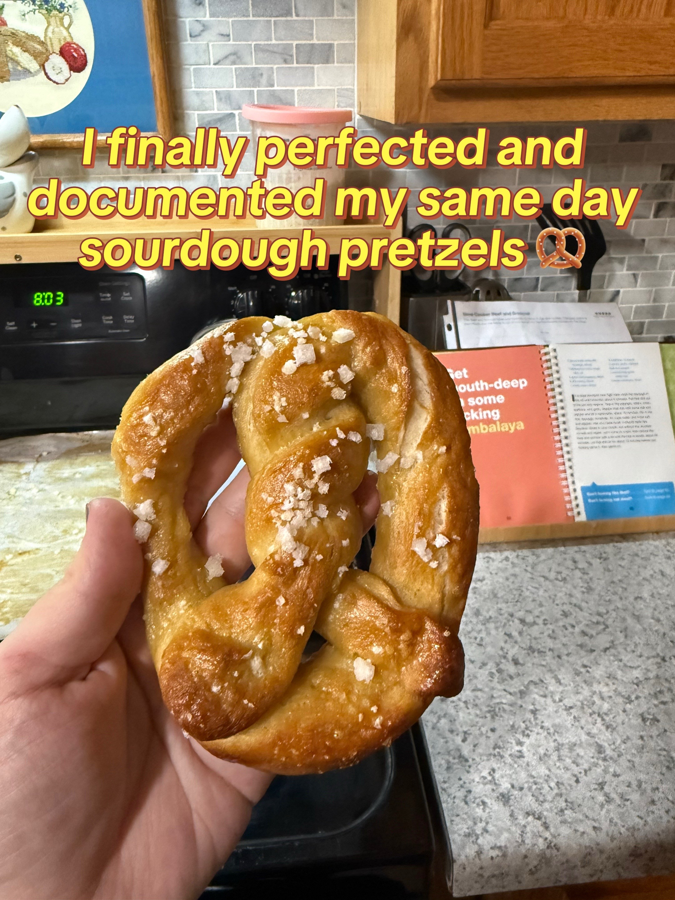 @Hali Holt 🥨