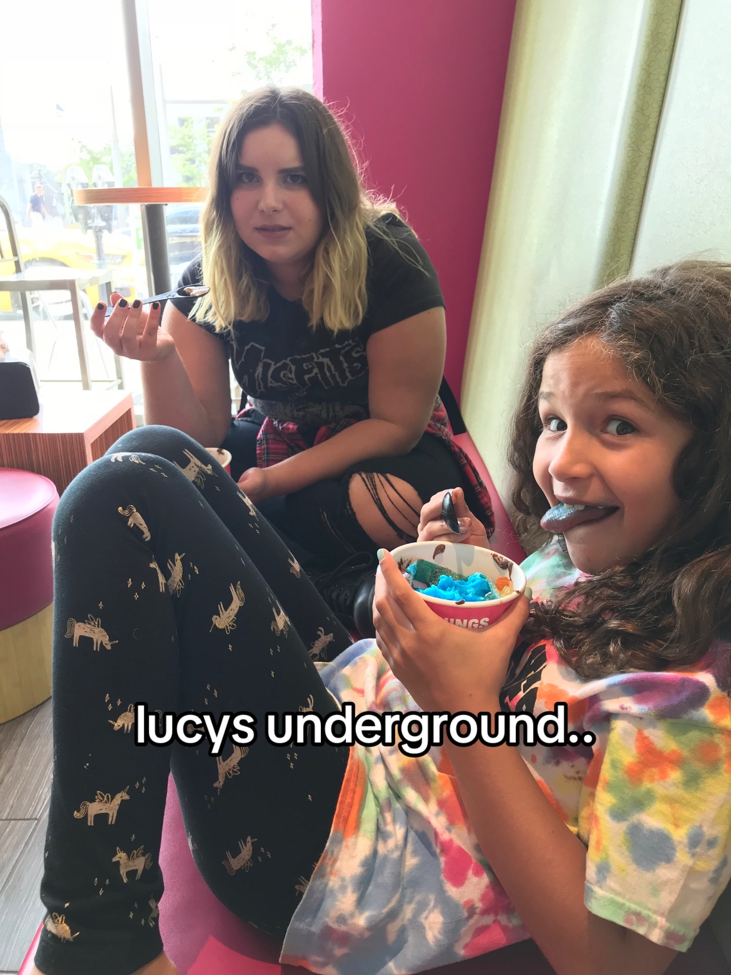 @lily🦇