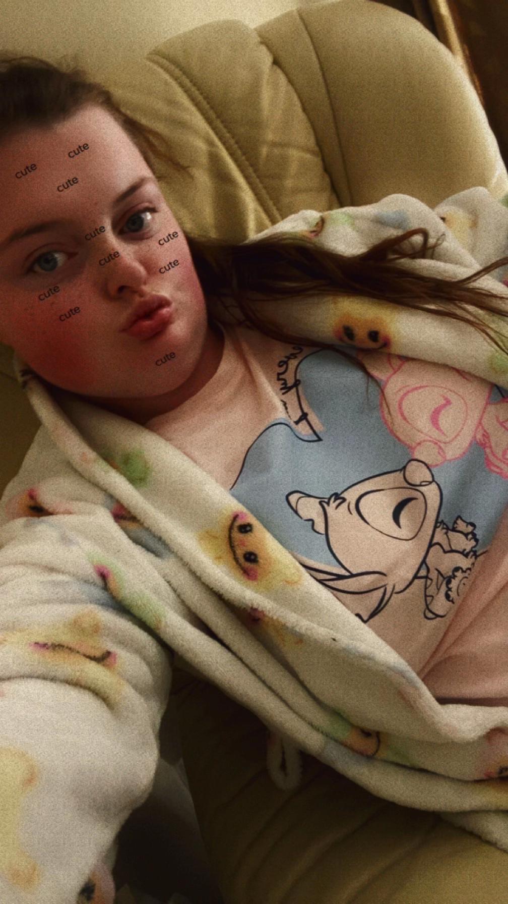 @𝒯𝒽𝑒𝐿𝑒𝑔𝑒𝓃𝒹𝐻𝑒𝓇𝓈𝑒𝓁